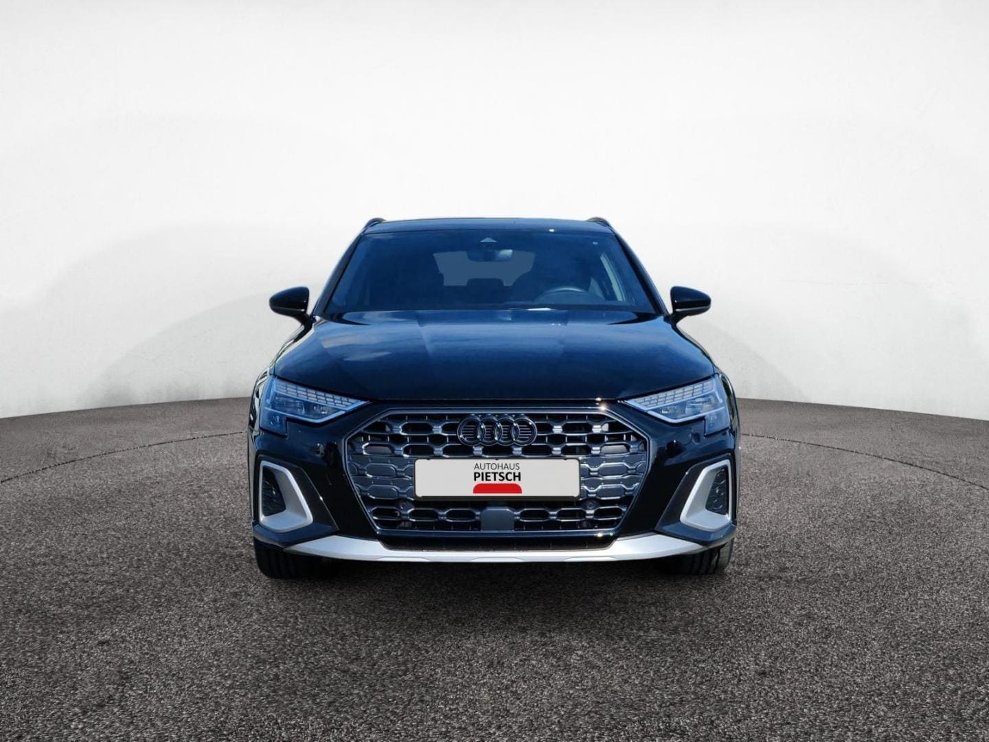 Bild über Audi A3 allstreet TFSI e 40 TFSI e S tronic - für weitere Informationen kontaktieren Sie den Audi Partner
