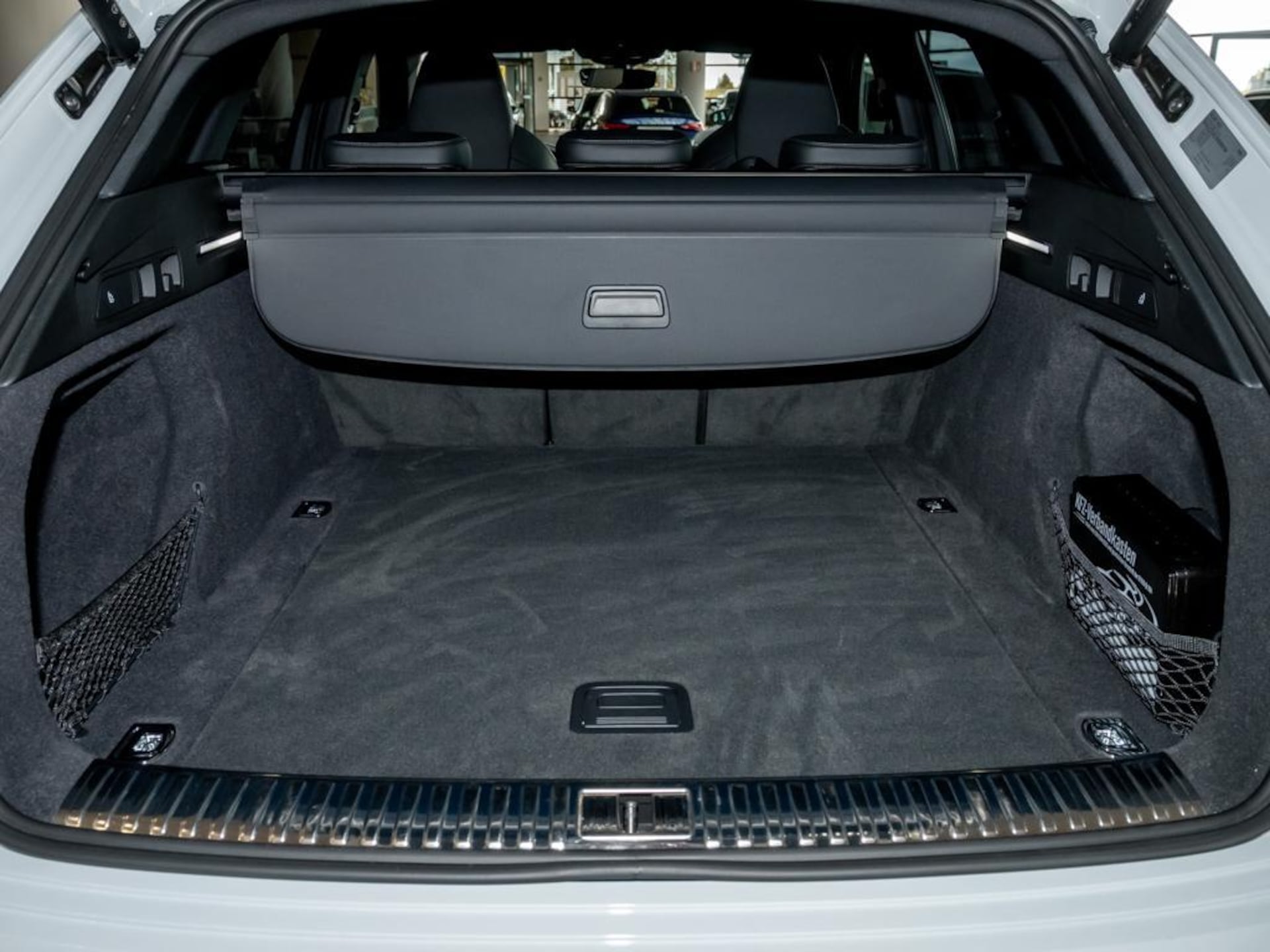 Audi Q8 e-tron S line