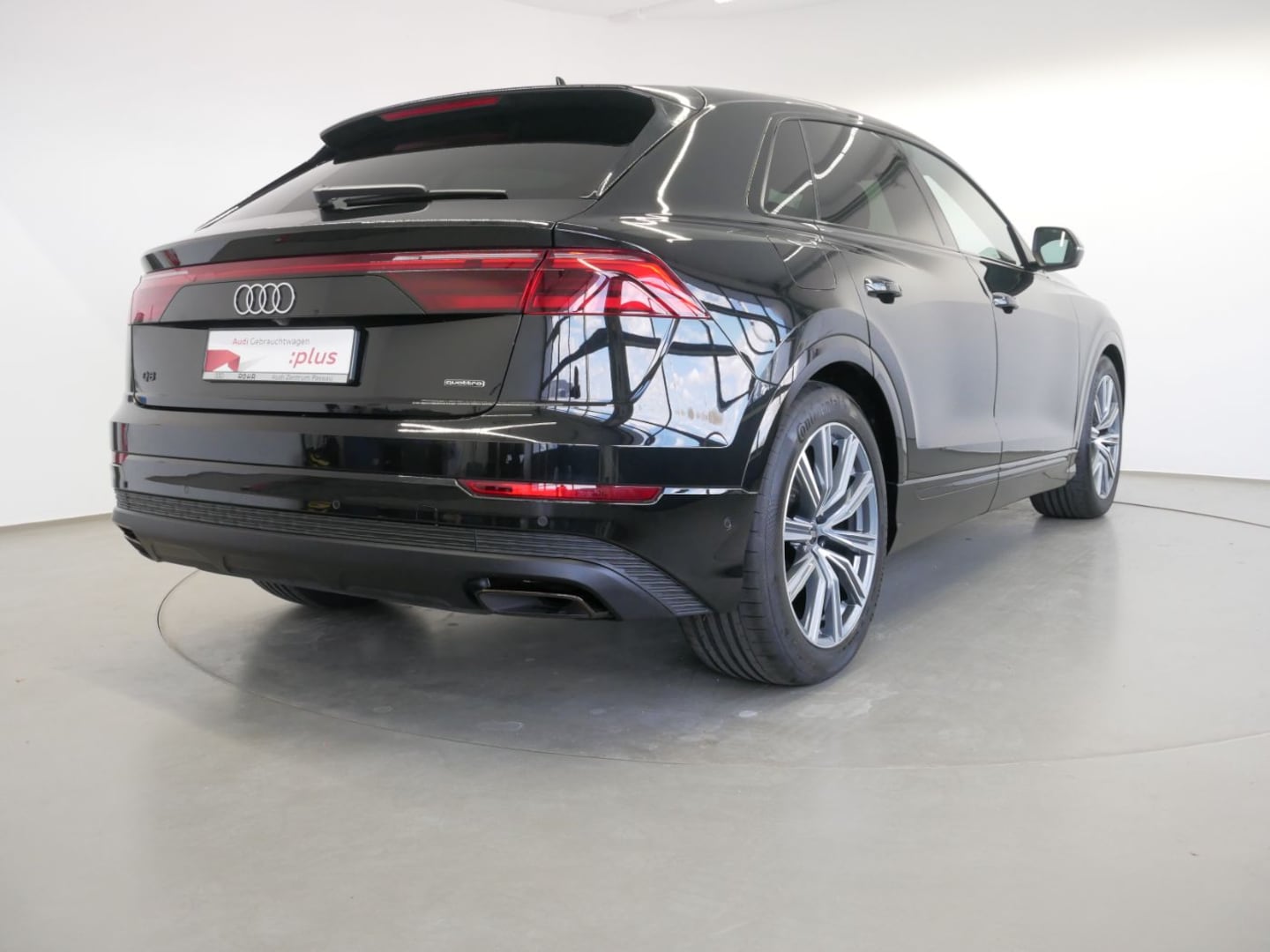 Bild über Audi Q8 SUV 50 TDI quattro tiptronic - für weitere Informationen kontaktieren Sie den Audi Partner