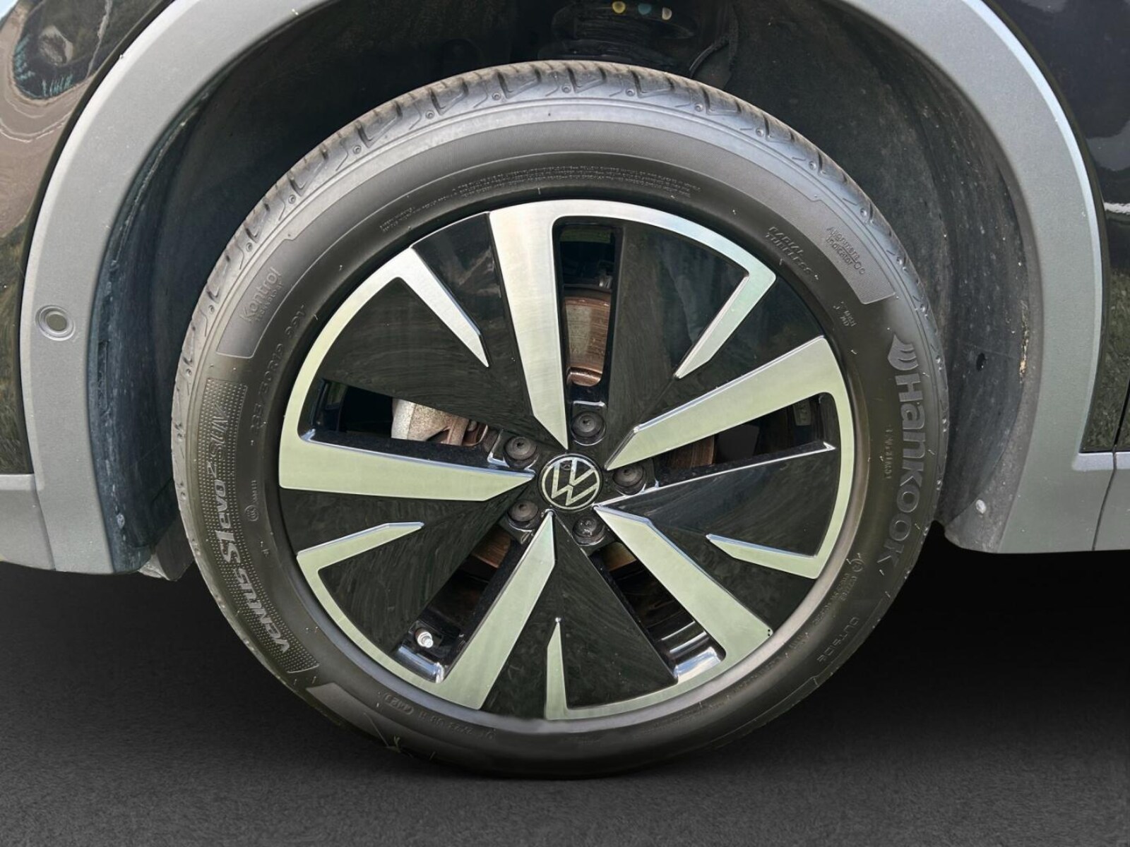 Volkswagen Tiguan – Bild 12