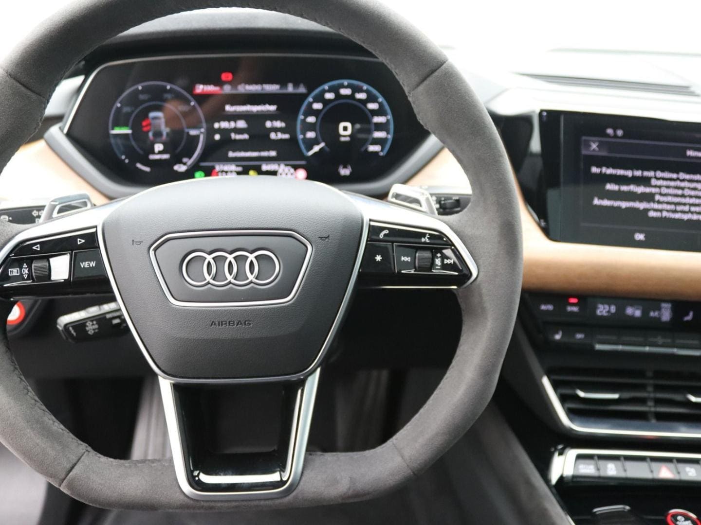 Bild über Audi e-tron GT e-tron quattro - für weitere Informationen kontaktieren Sie den Audi Partner