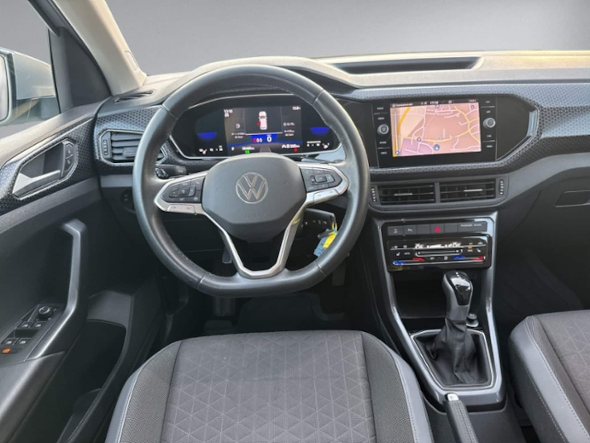 Volkswagen T-Cross Style