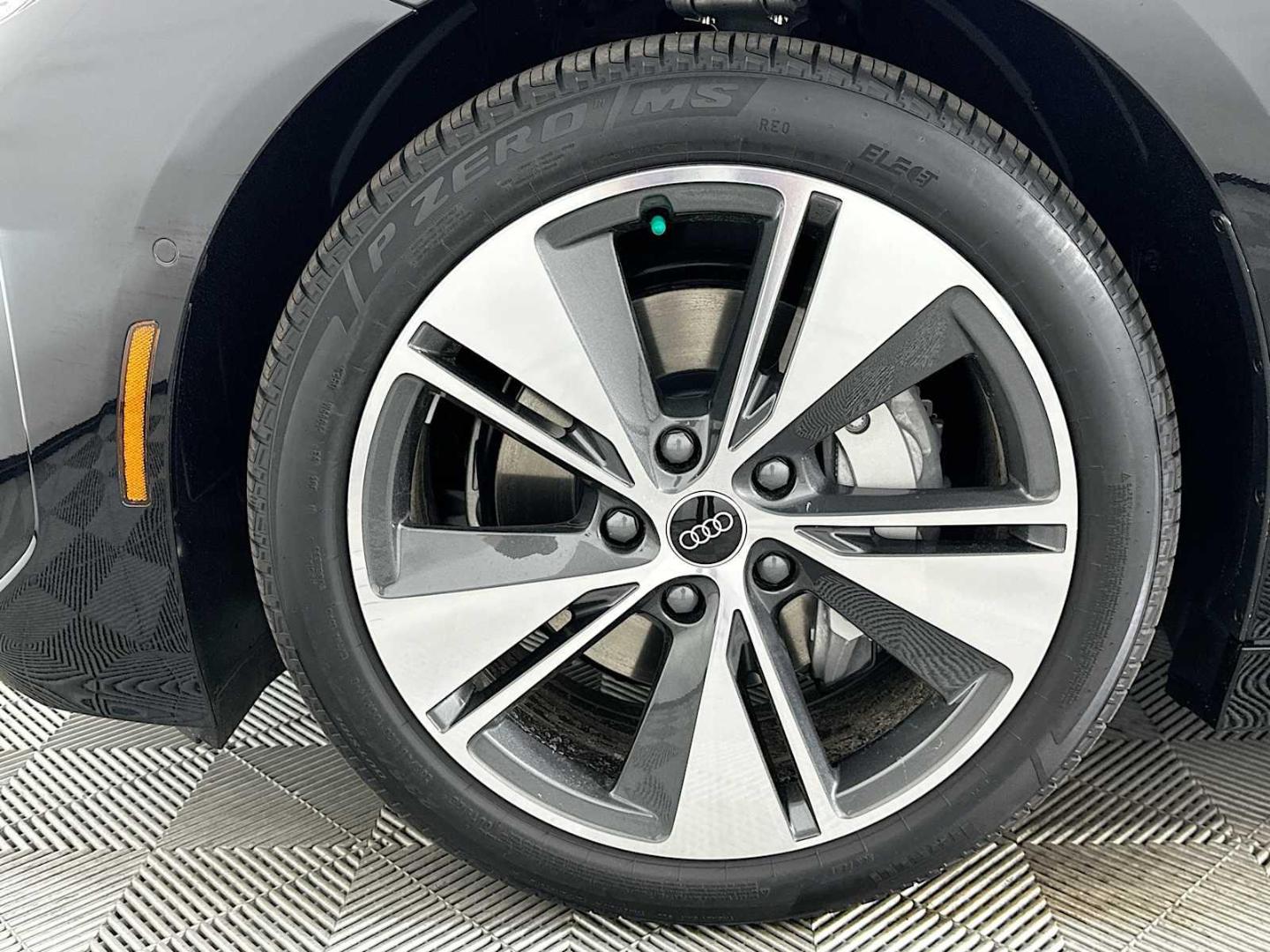 2025 Audi A6 Sportback e-tron Premium Plus - Photo 30