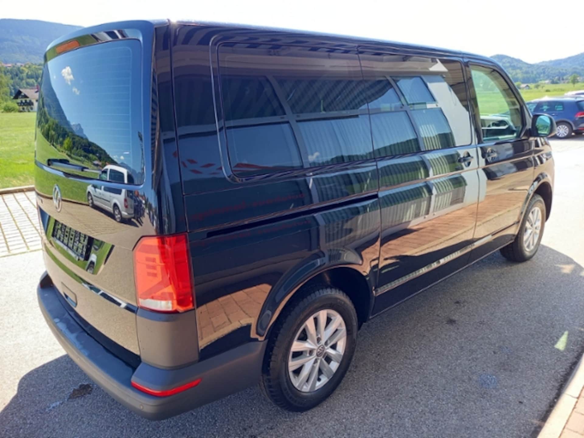 Volkswagen T6.1 Transporter Kombi kurzer Radstand