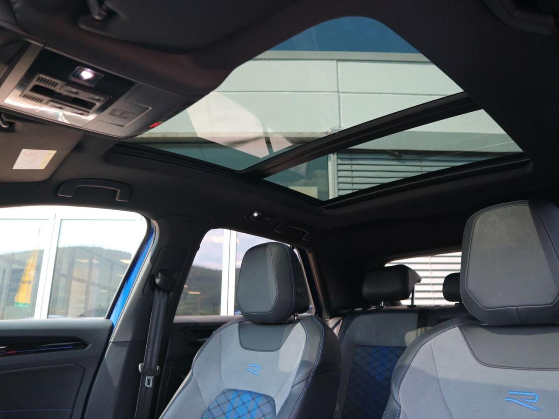Volkswagen T-Roc R