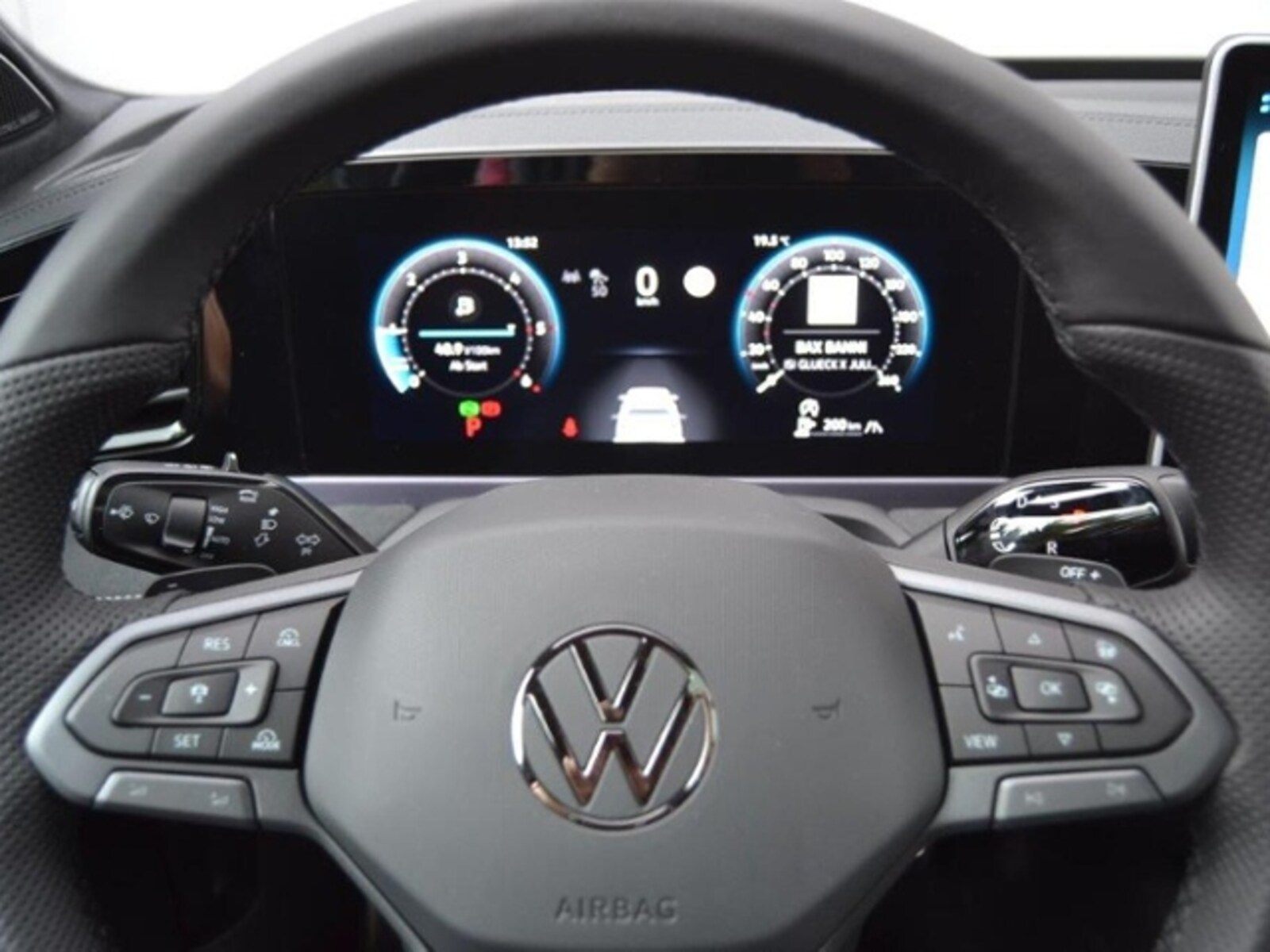 Volkswagen Passat – Bild 13