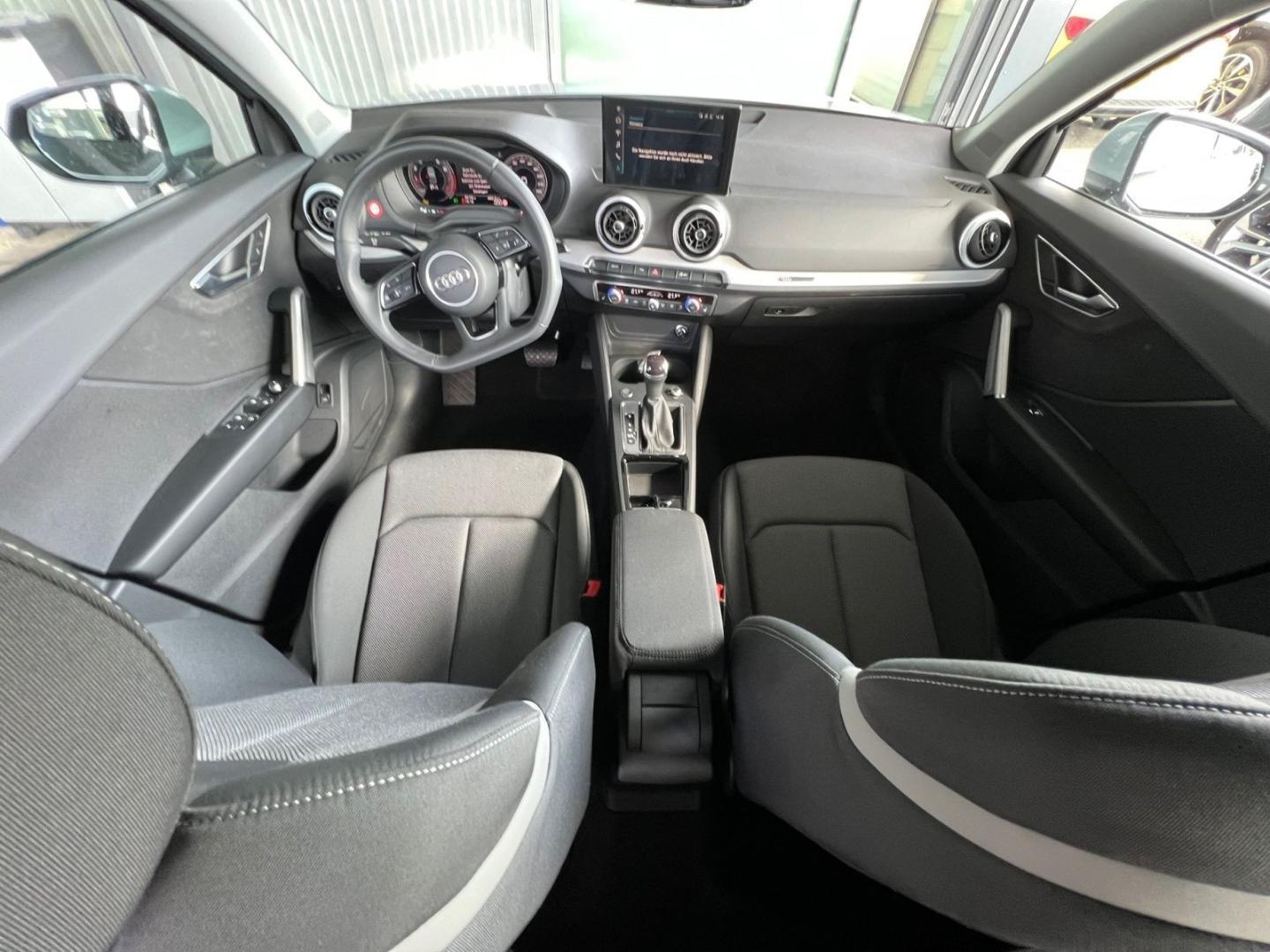 Bild über Audi Q2 advanced 35 TFSI S tronic - für weitere Informationen kontaktieren Sie den Audi Partner