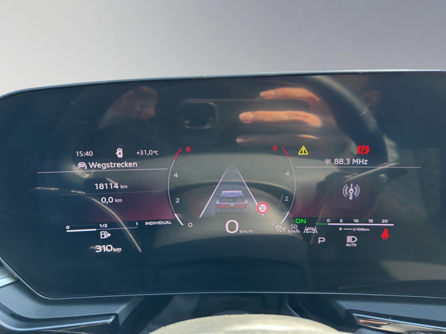 Bild über Audi A6 Avant TDI quattro 150 kW S tronic - für weitere Informationen kontaktieren Sie den Audi Partner