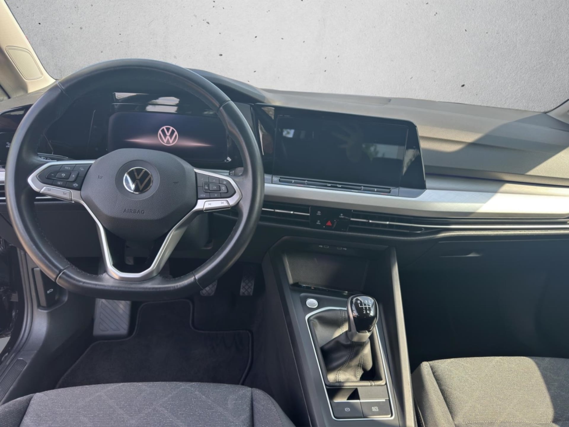 Volkswagen Golf Life