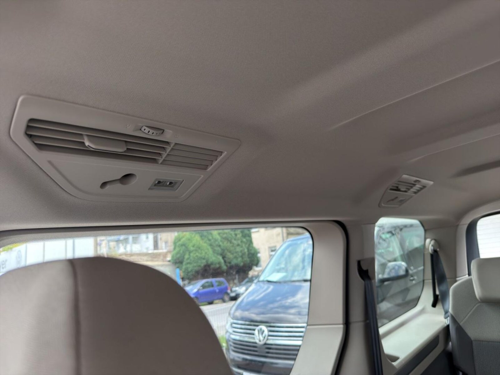 Volkswagen Multivan Langversion – Bild 20