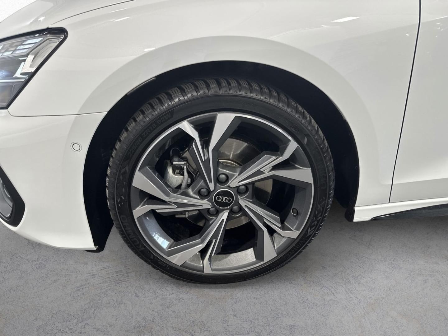 Bild über Audi A3 Sportback TFSI quattro S tronic - für weitere Informationen kontaktieren Sie den Audi Partner