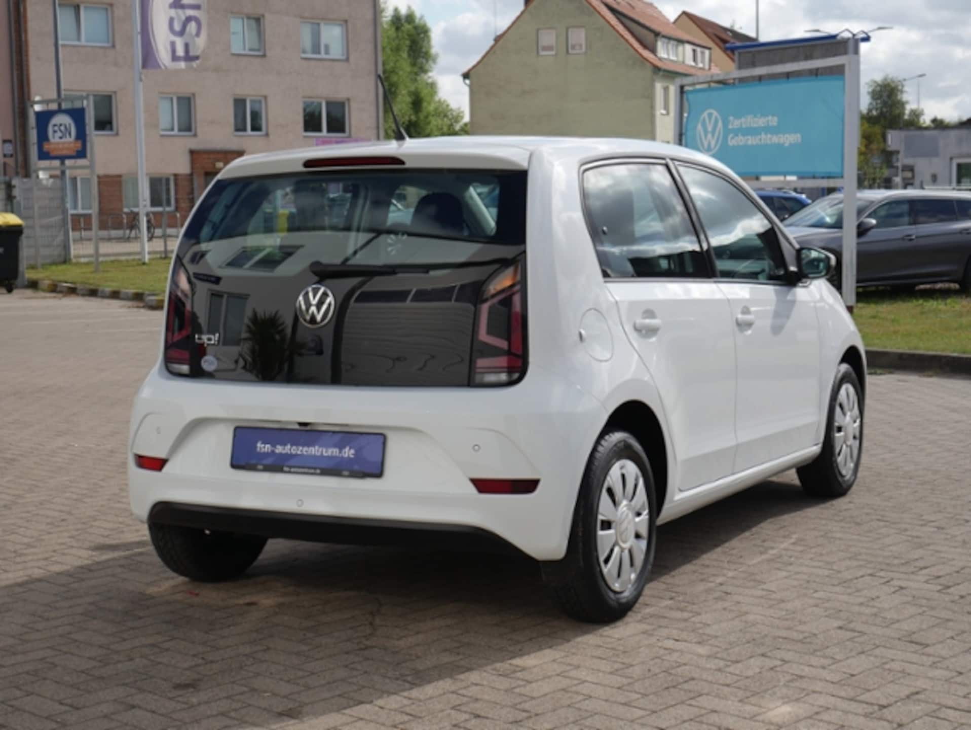 Volkswagen up!