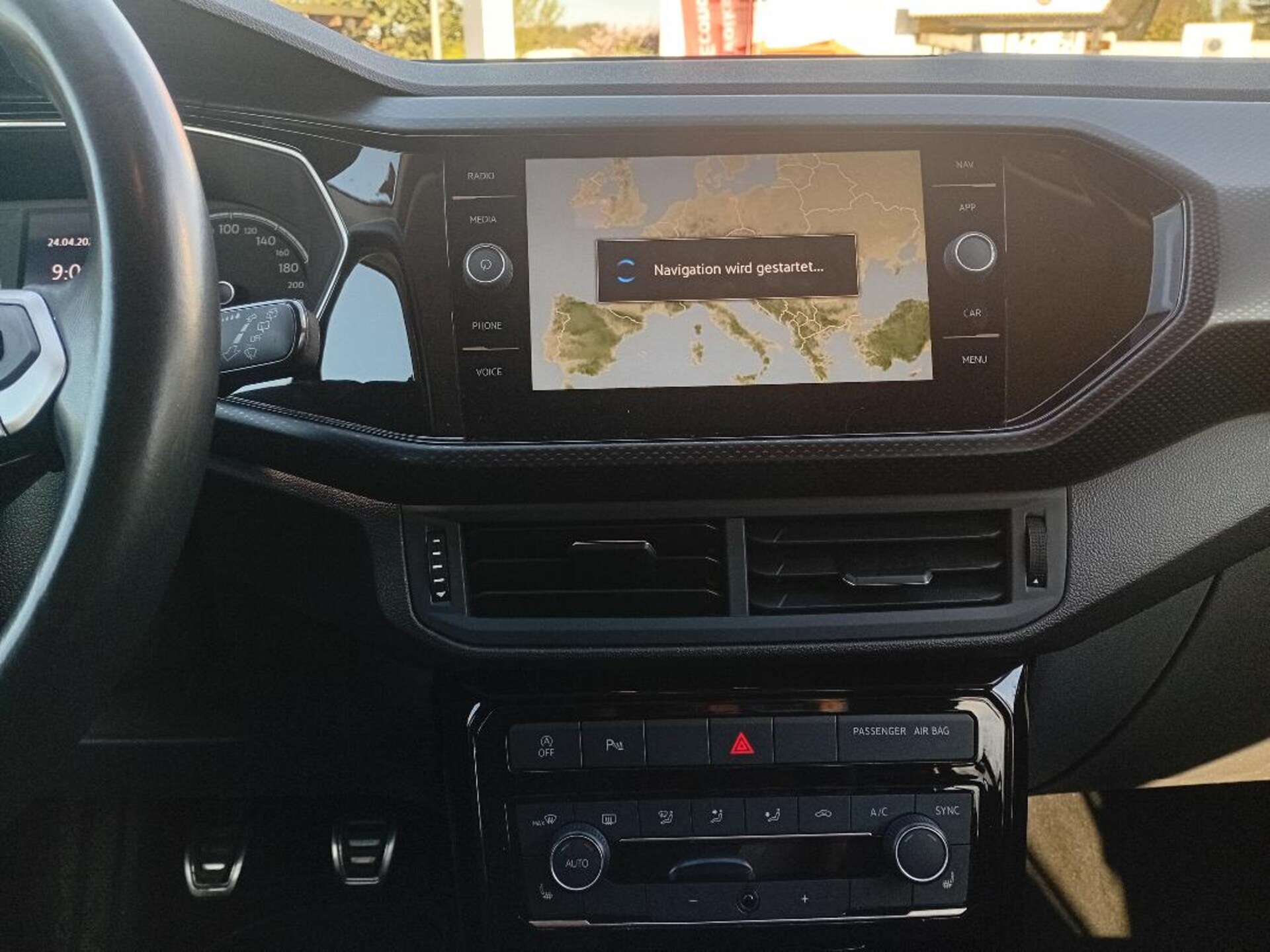 Volkswagen T-Cross United