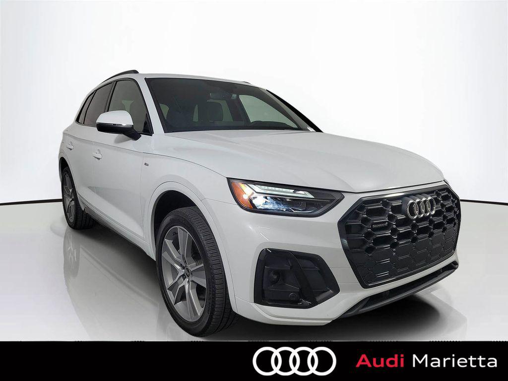 2025 Audi Q5 45 Premium's photo