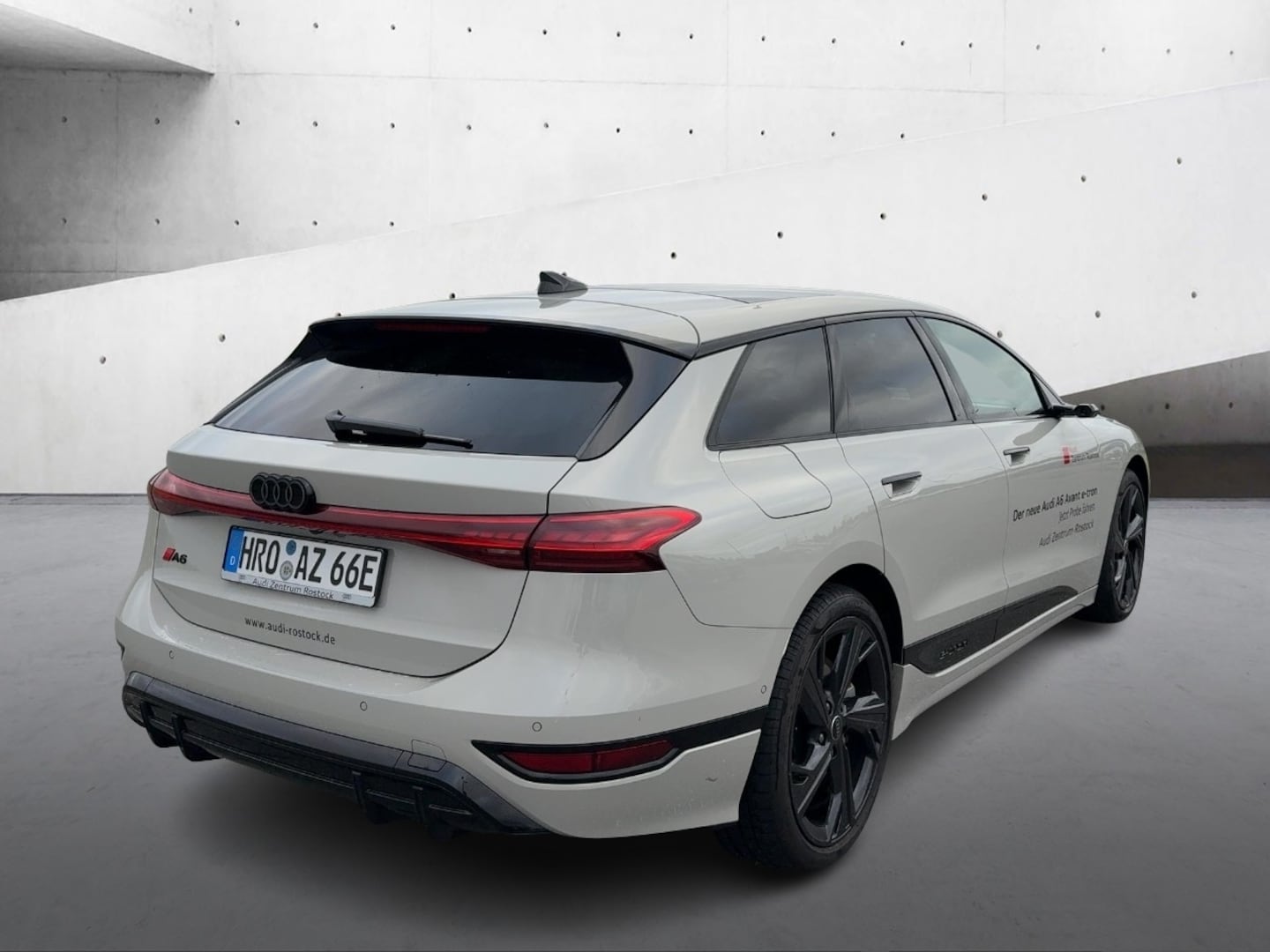 Bild über Audi A6 Avant e-tron e-tron performance - für weitere Informationen kontaktieren Sie den Audi Partner