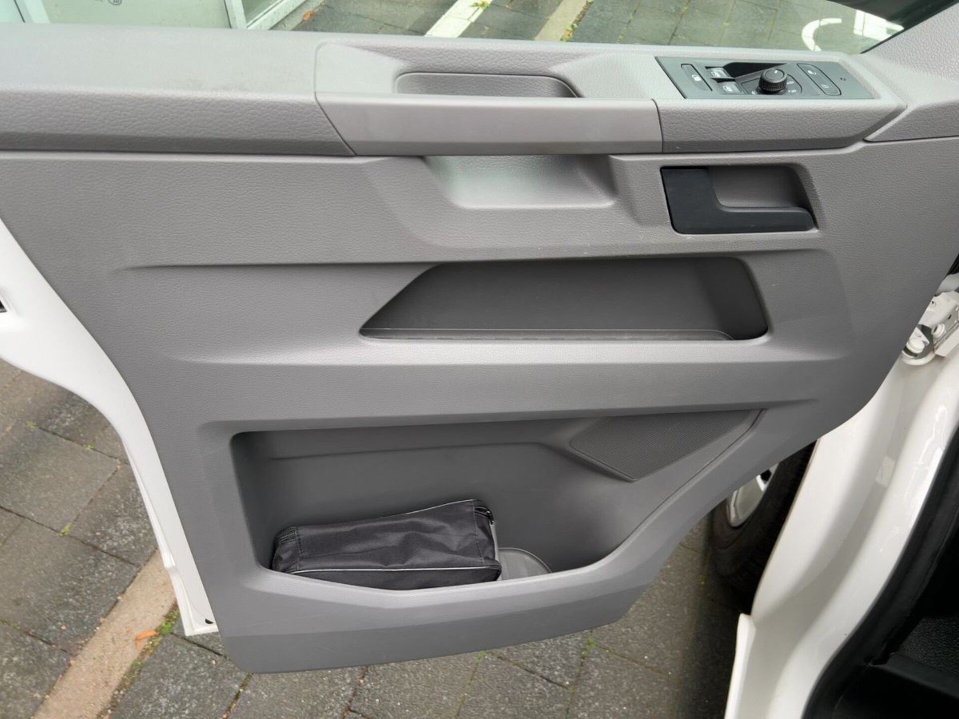 Volkswagen T6.1 Transporter Kasten kurzer Radstand