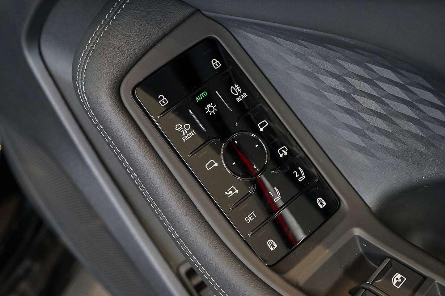 Image about Audi A5 Sedan TFSI e e-hybrid quattro 270 kW S tronic