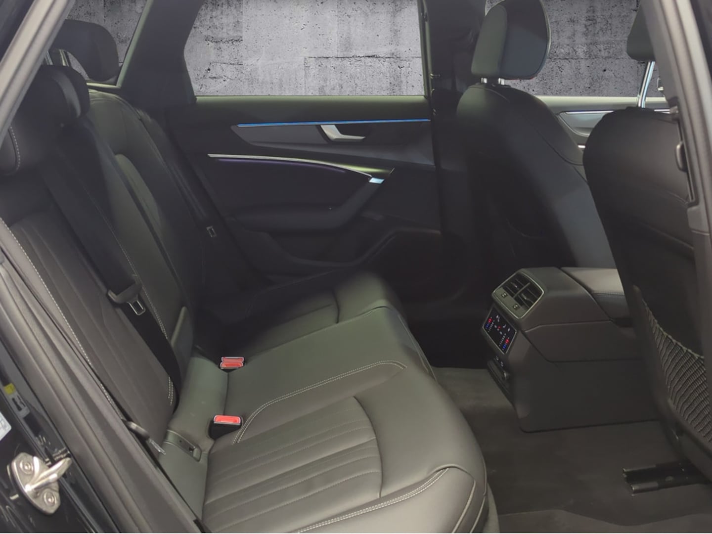 Bild über Audi A6 Avant TFSI e advanced 50 TFSI e quattro S tronic - für weitere Informationen kontaktieren Sie den Audi Partner