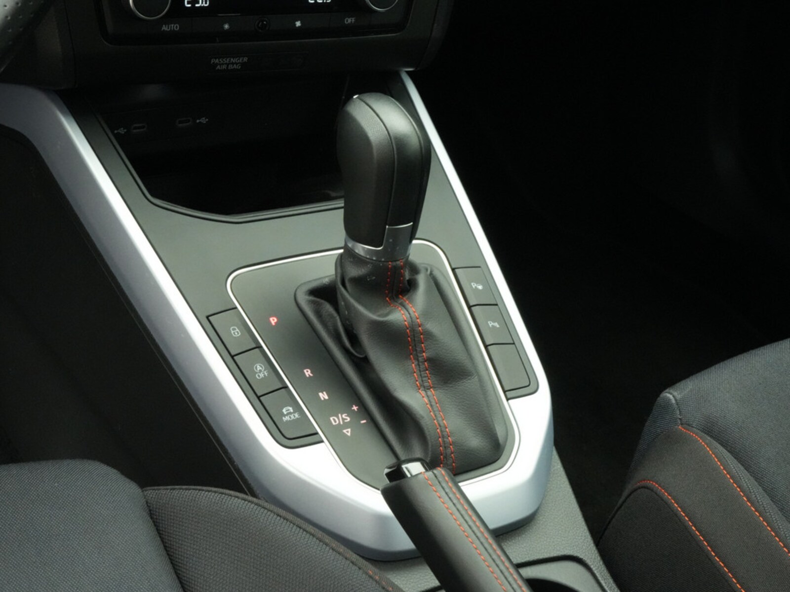 SEAT Arona – Bild 14