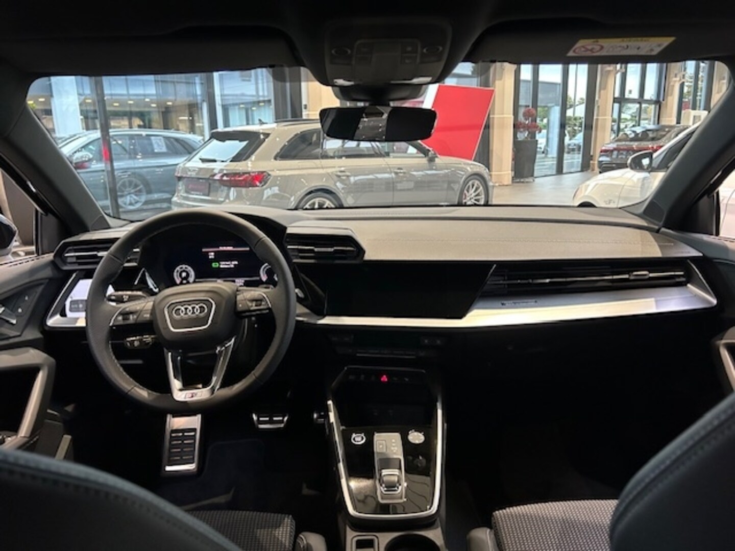 Bild über Audi A3 Sportback S line 35 TDI S tronic - für weitere Informationen kontaktieren Sie den Audi Partner