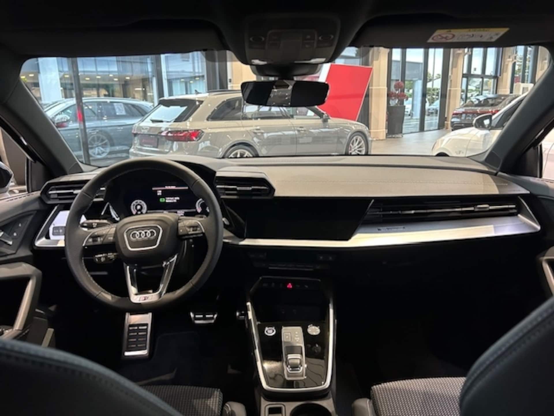 Audi A3 Sportback S line