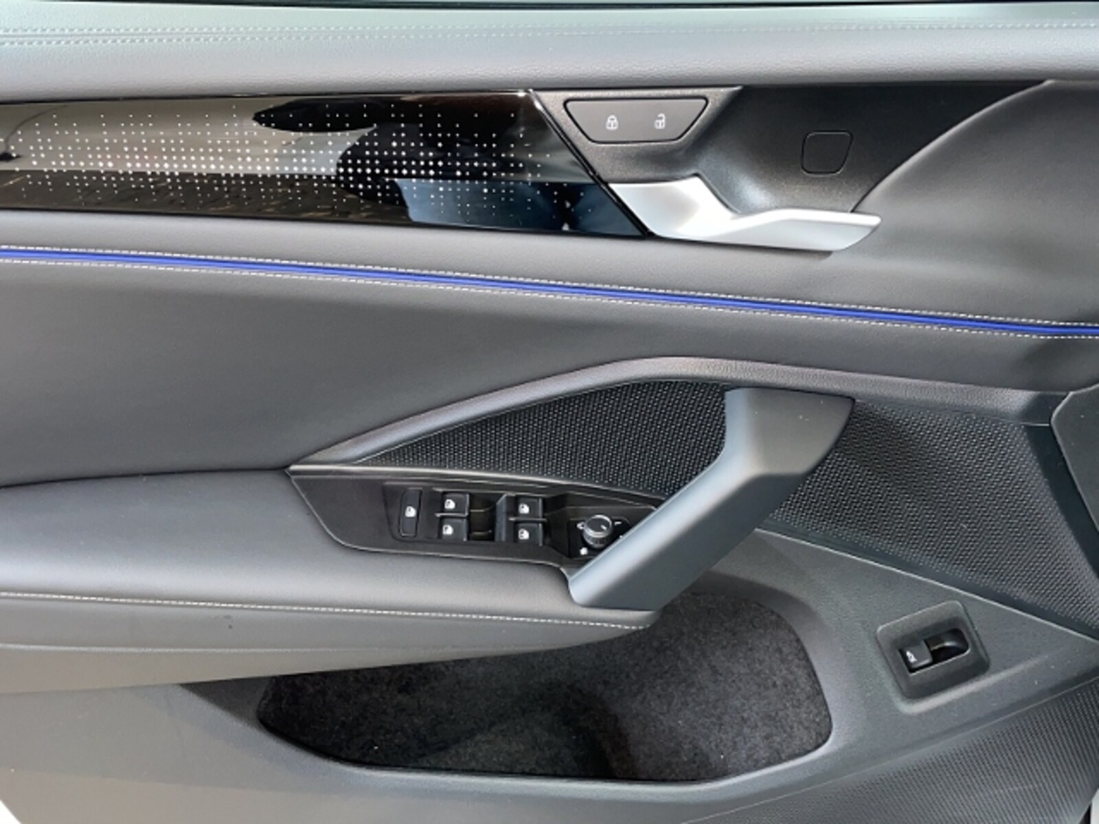 Volkswagen Tiguan – Bild 15