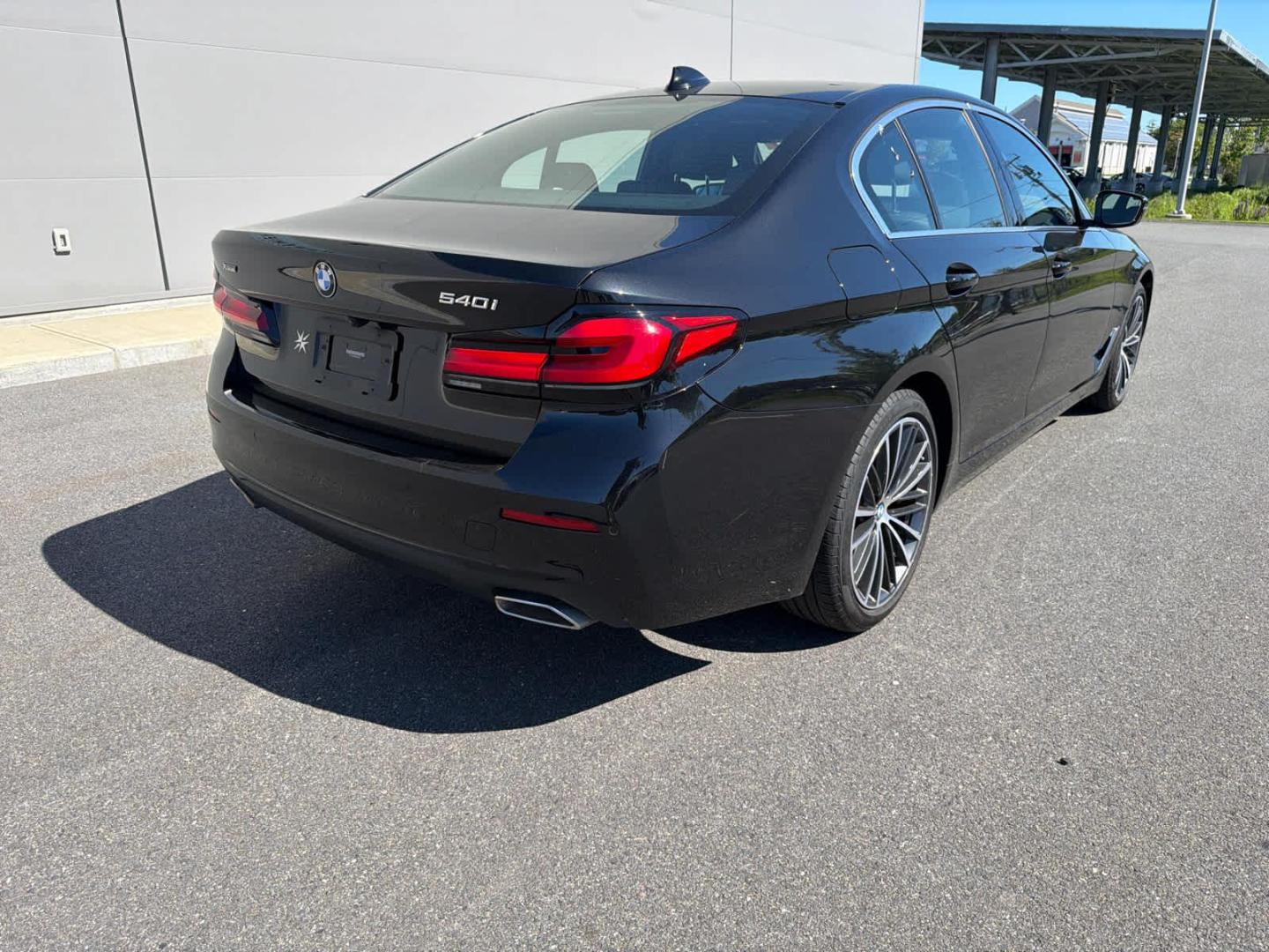 2021 BMW 5 Series 540i - Photo 7
