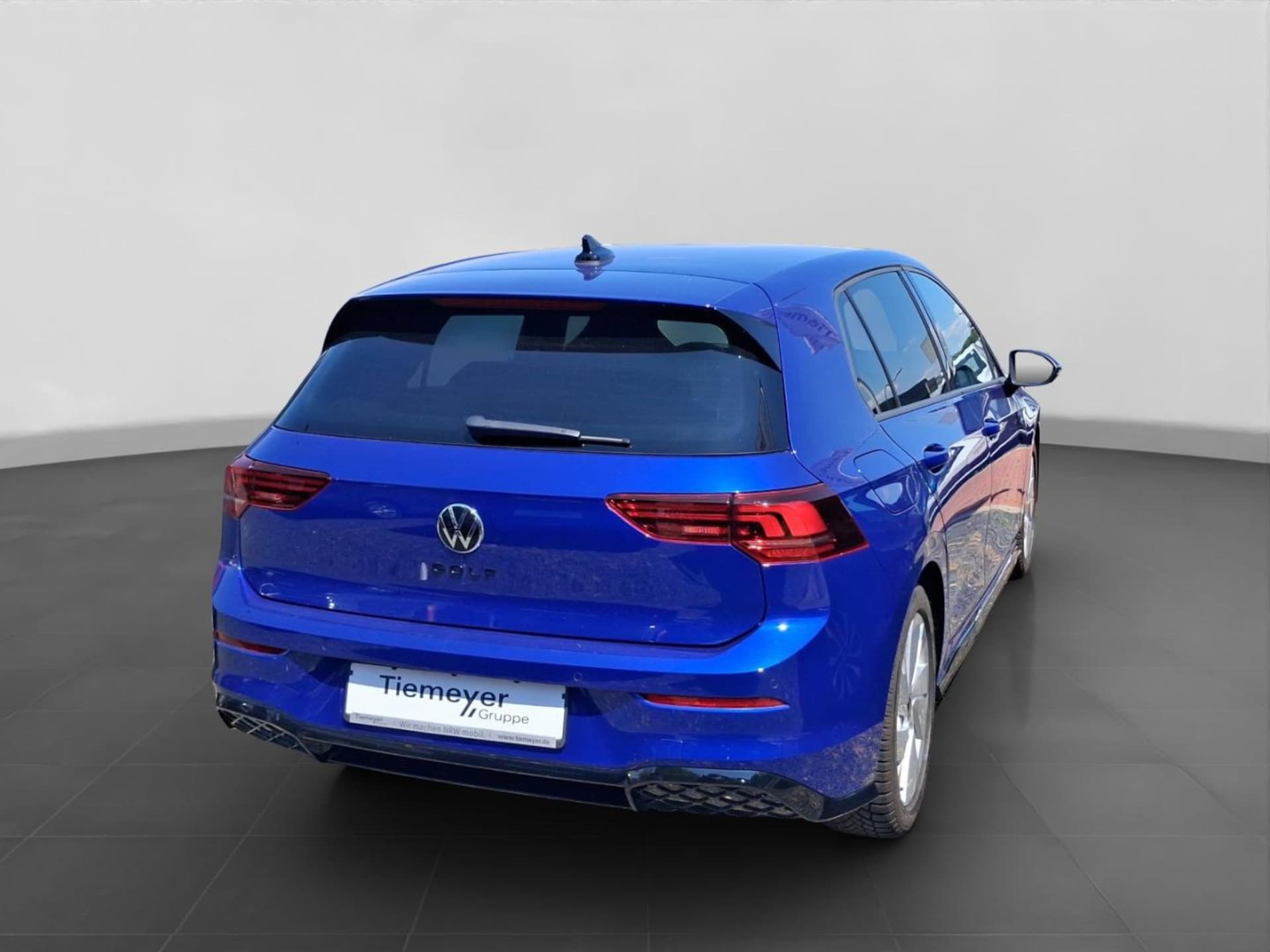 Volkswagen Golf R-Line