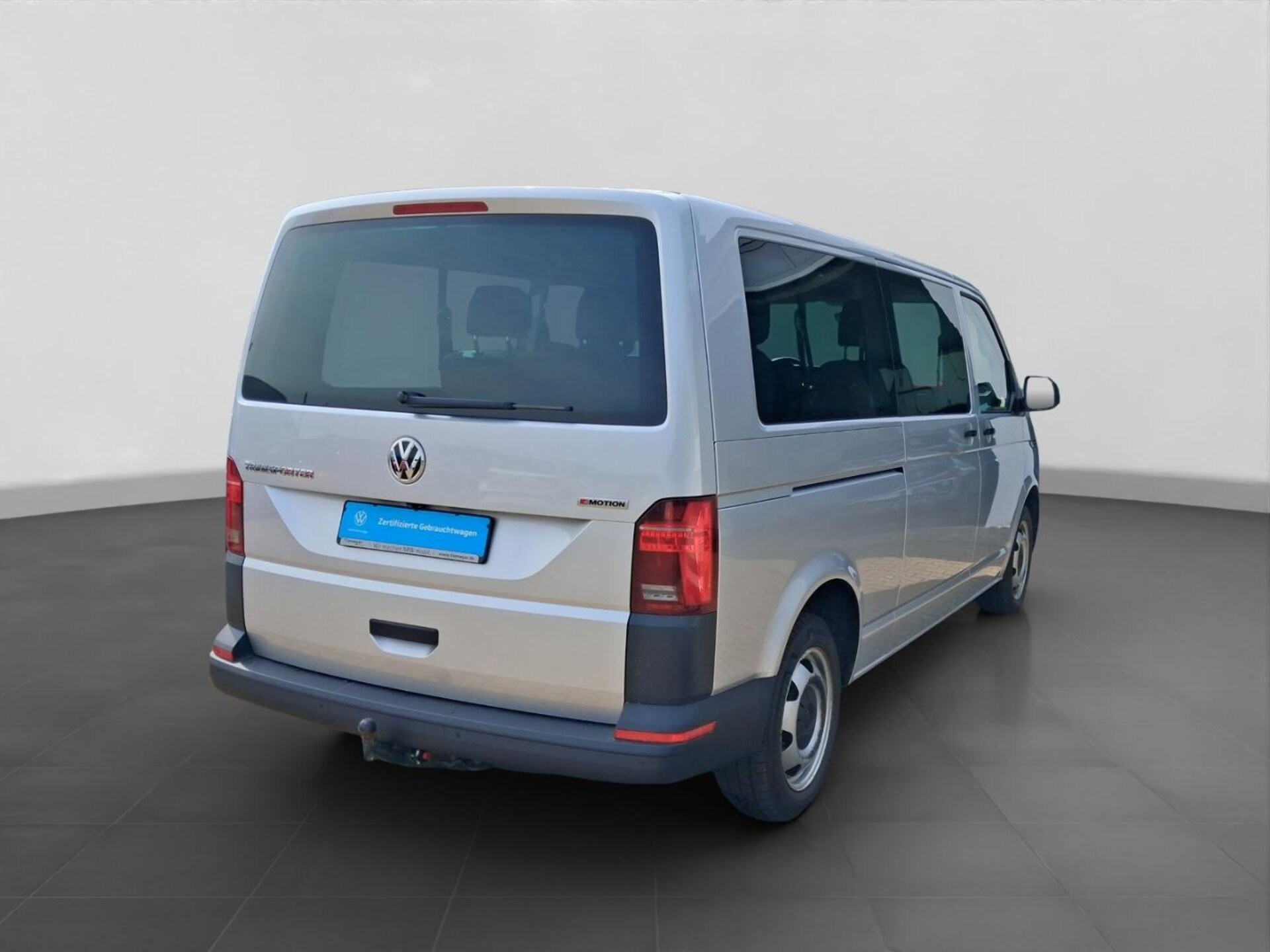 Volkswagen T6.1 Transporter Kombi langer Radstand