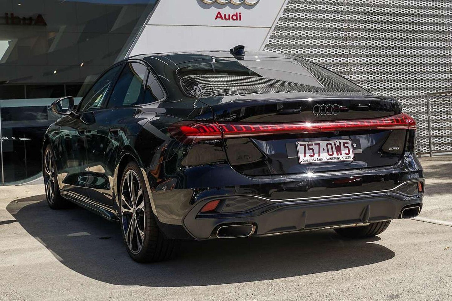 Image about Audi A5 Sedan TFSI e e-hybrid quattro 270 kW S tronic