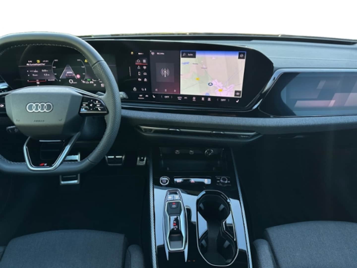 Bild über Audi A5 Avant TDI 150 kW S tronic - für weitere Informationen kontaktieren Sie den Audi Partner