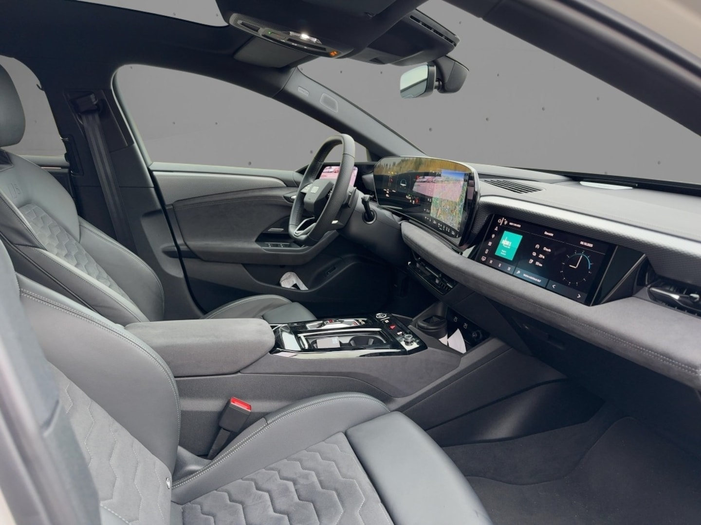 Bild über Audi A6 Avant e-tron e-tron performance - für weitere Informationen kontaktieren Sie den Audi Partner
