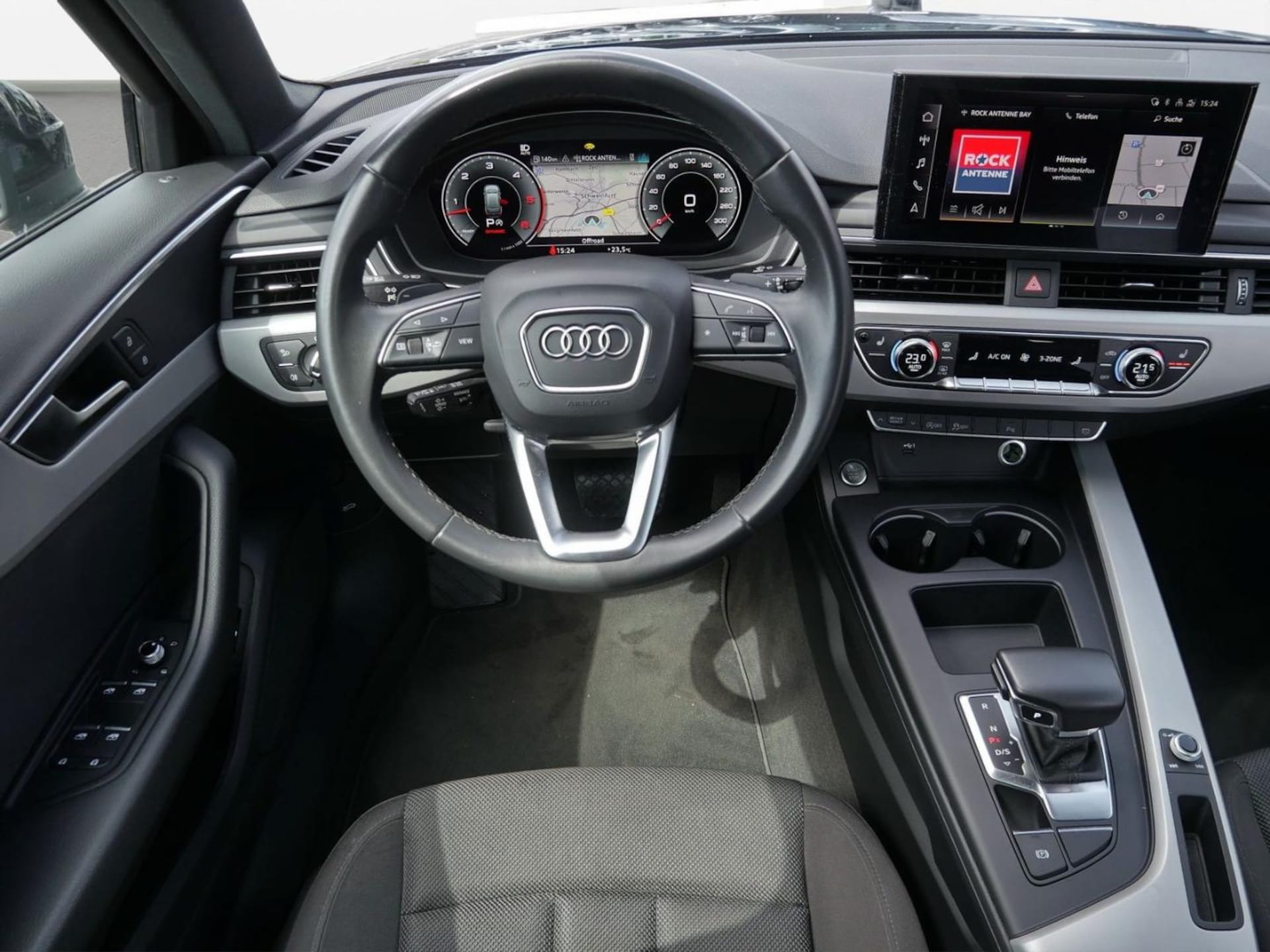 Audi A4 Avant S line