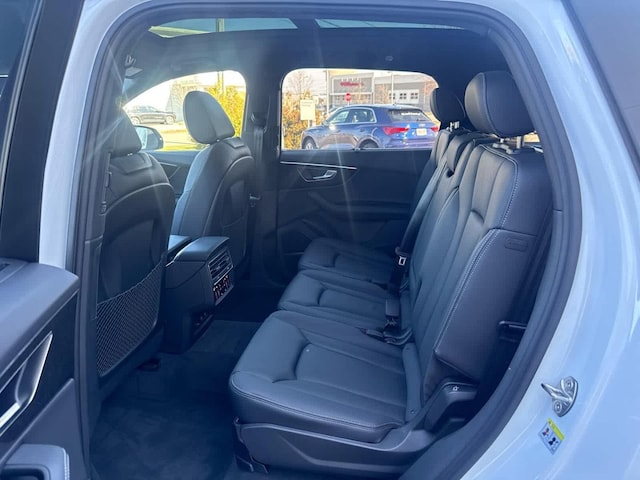 2026 Audi Q7 Premium Plus - Photo 18