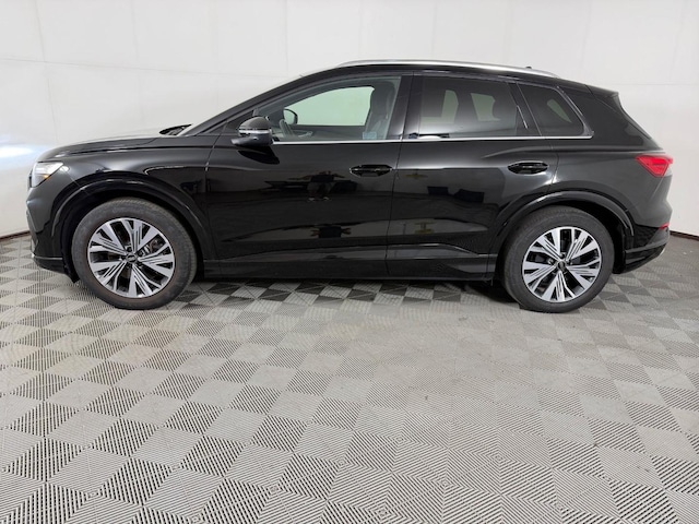Used 2023 Audi Q4 e-tron Premium with VIN WA1ACBFZ7PP048233 for sale in Rockville, MD