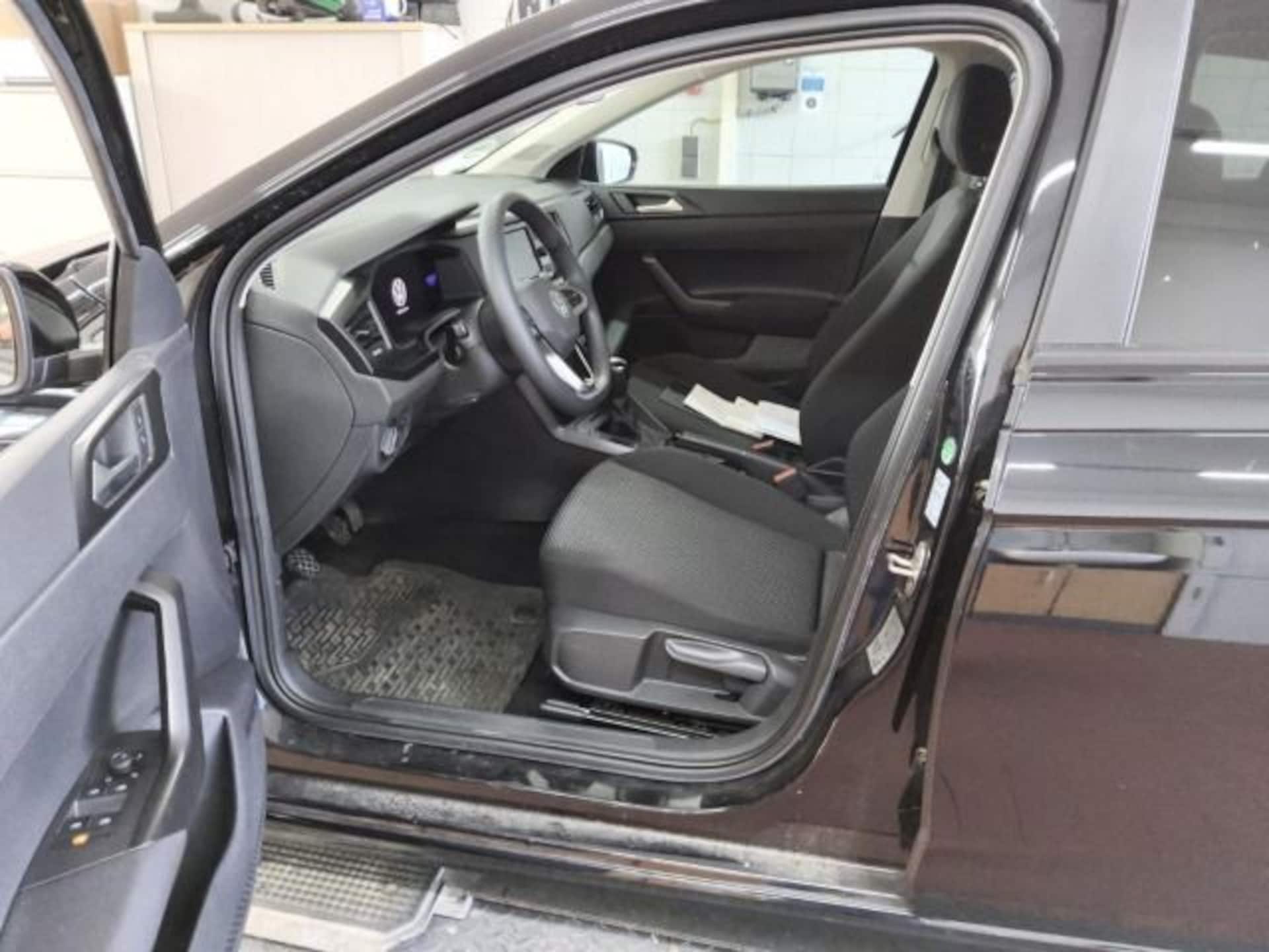 Volkswagen Polo Basis-Modell