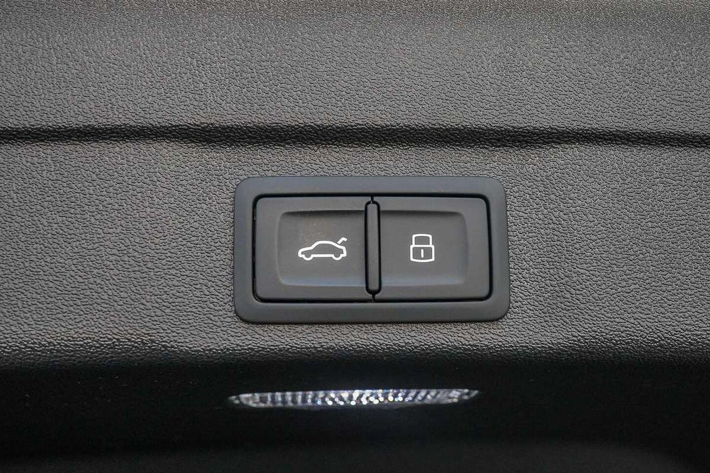 Image about Audi A5 Sedan TFSI e e-hybrid quattro 270 kW S tronic