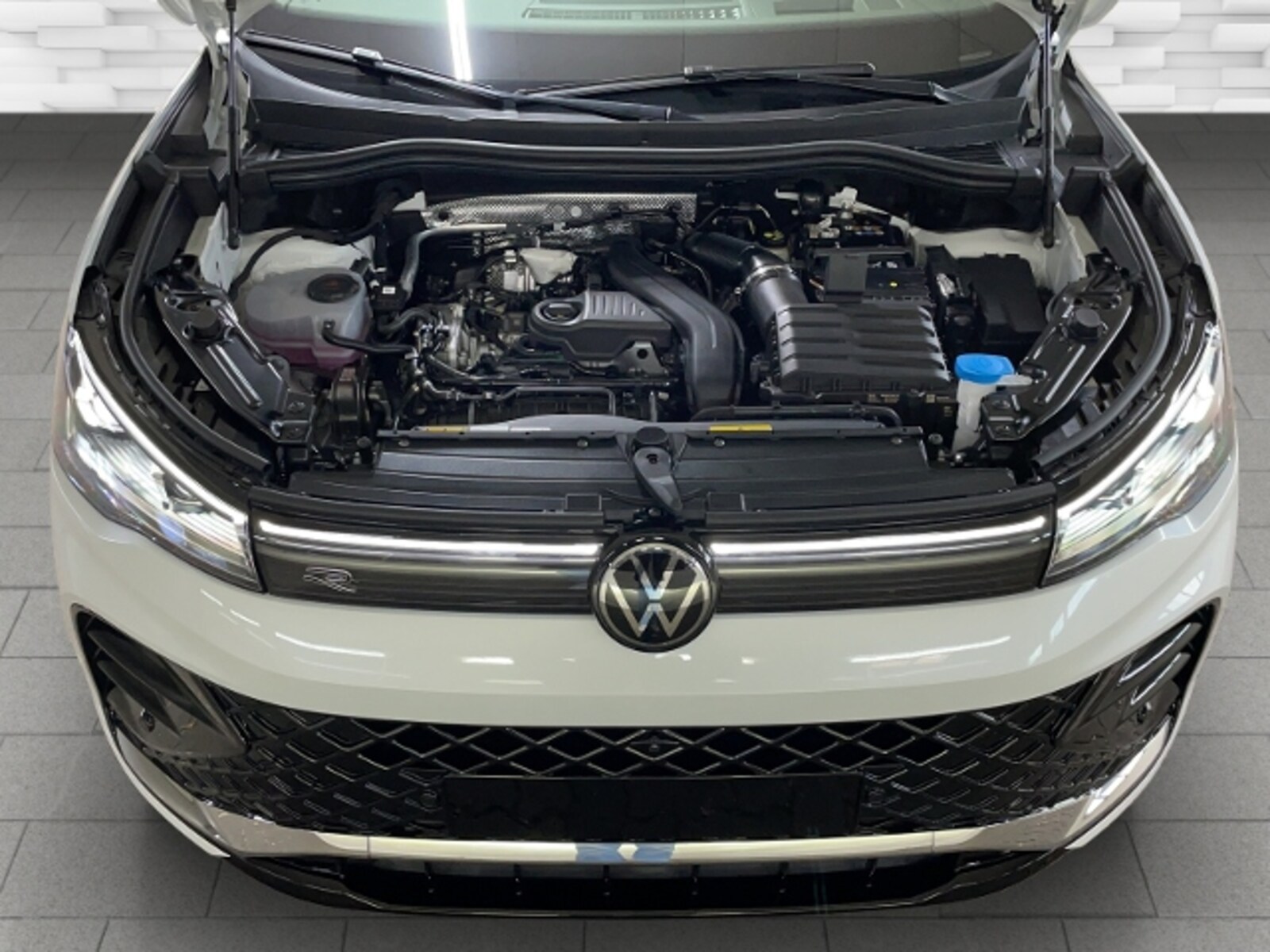Volkswagen Tiguan – Bild 17