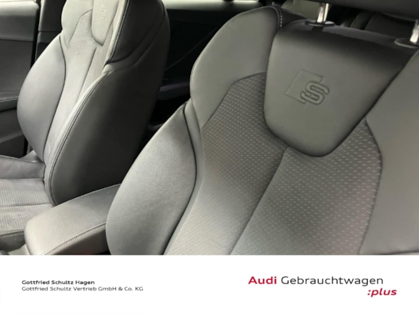 Bild über Audi SQ2 TFSI quattro S tronic - für weitere Informationen kontaktieren Sie den Audi Partner