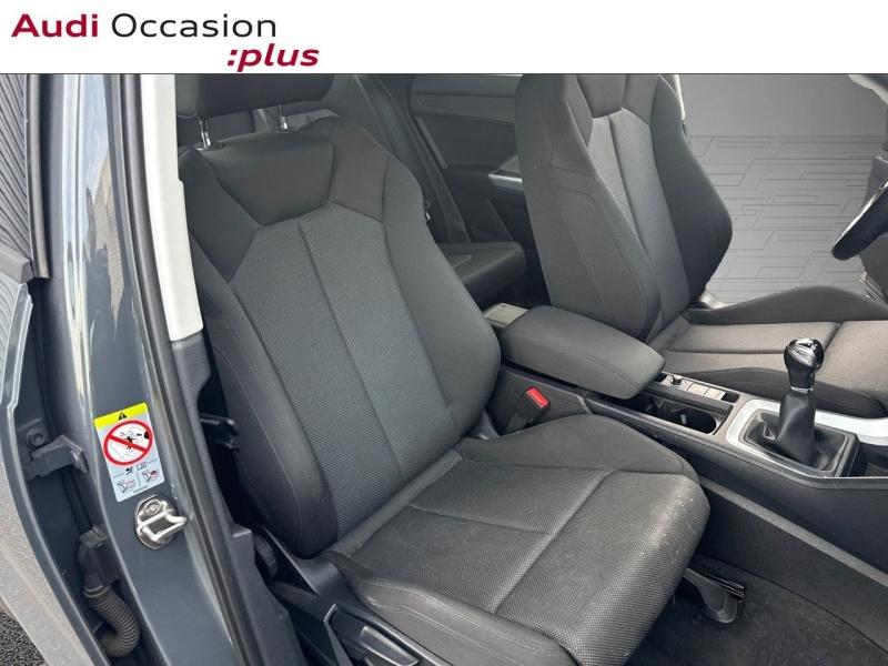 Image about Audi Q3 Design Luxe 35 TFSI 110 kW (150 ch) 6 vitesses