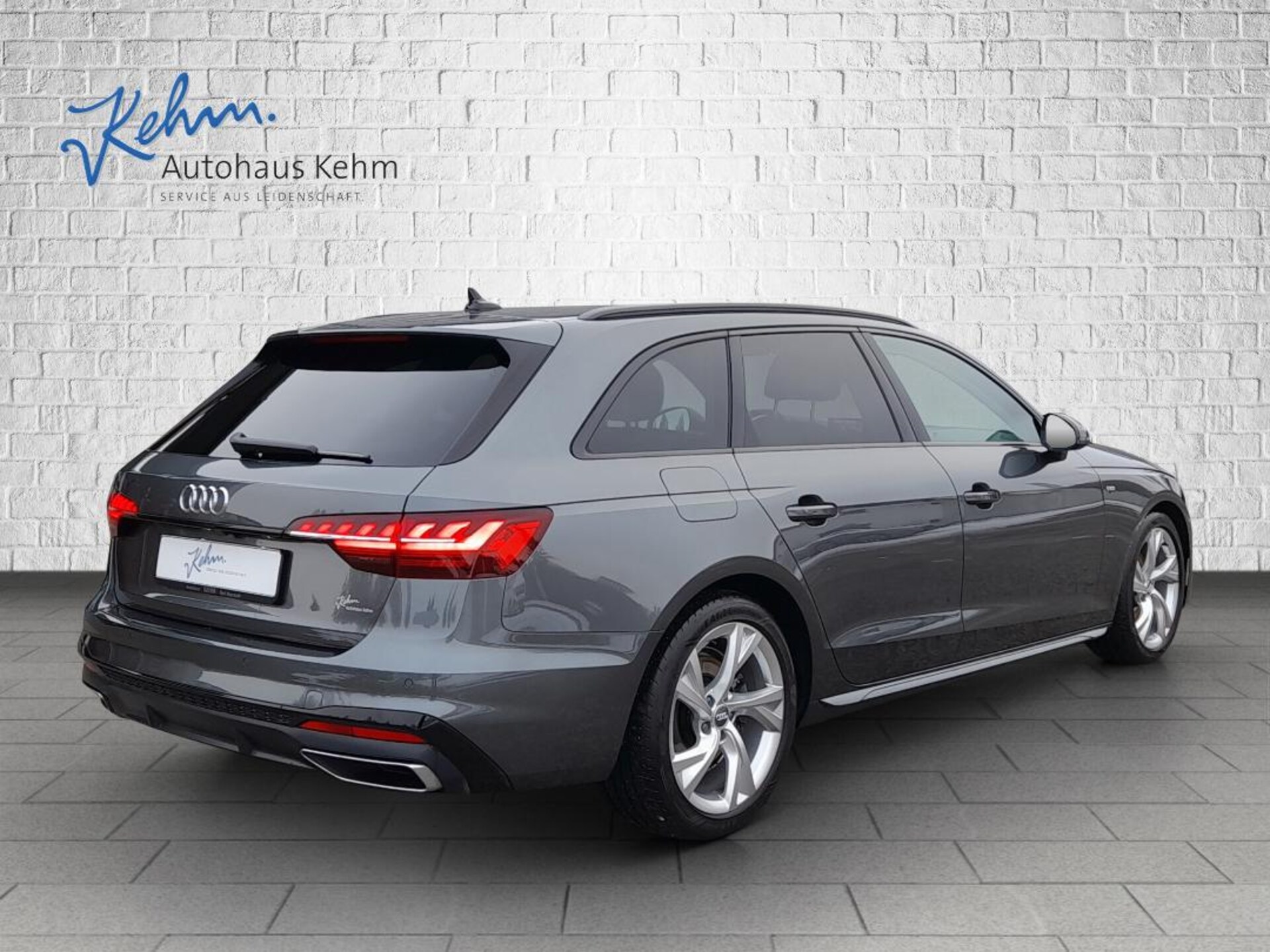 Audi A4 Avant S line