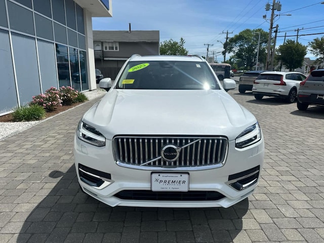 2025 Volvo XC90