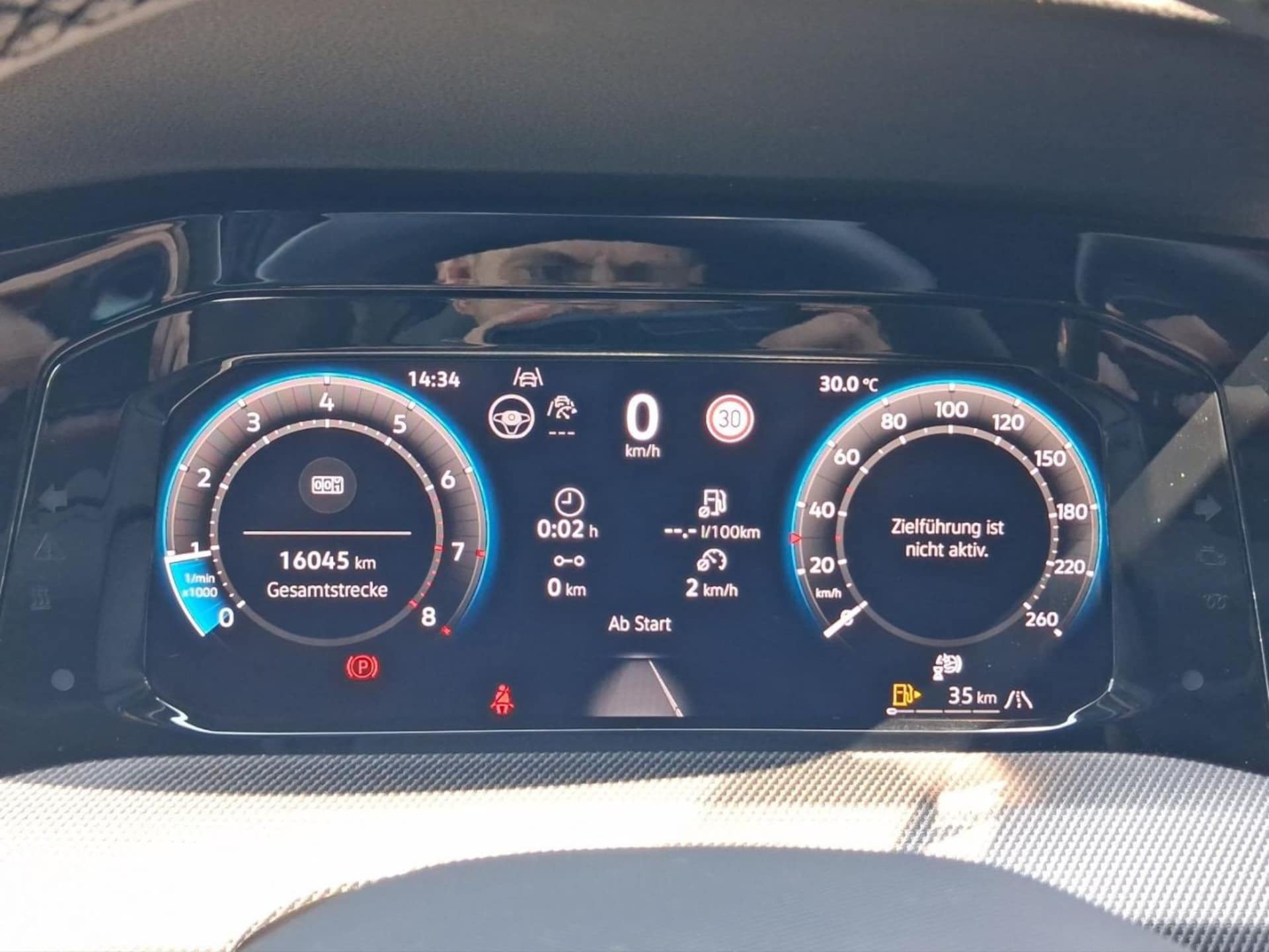 Volkswagen Golf R-Line