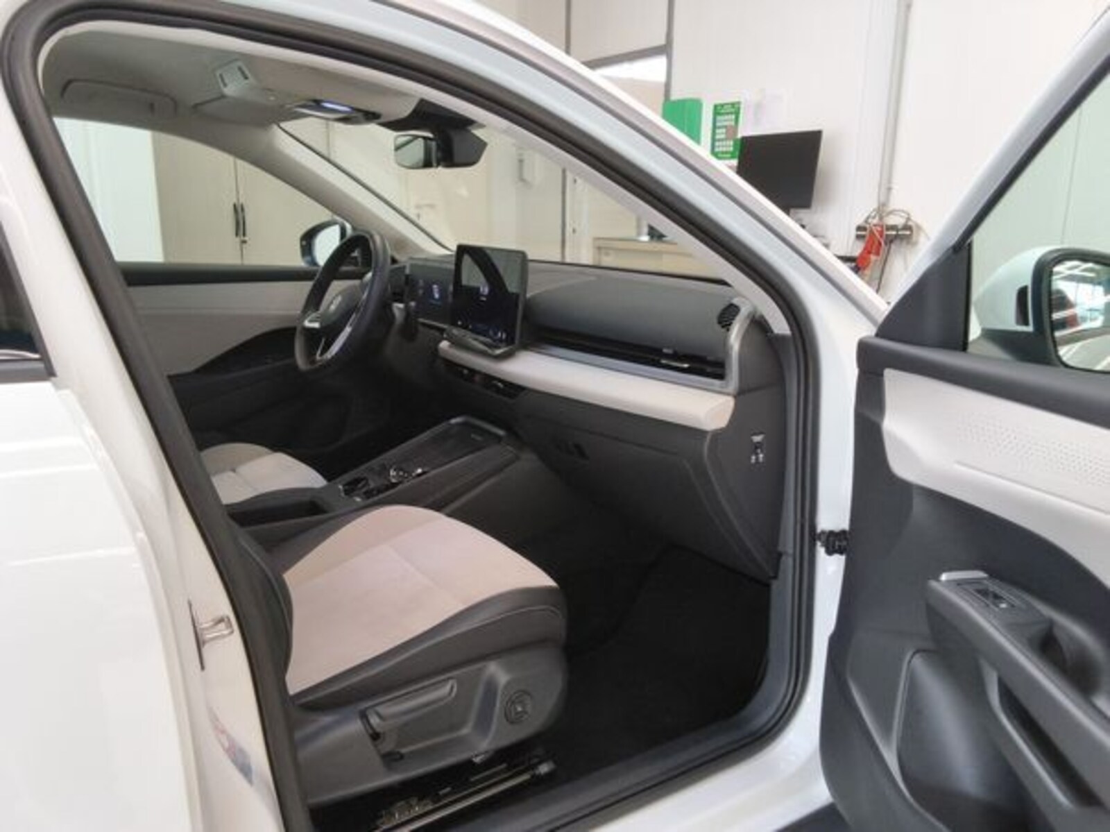 Volkswagen T-Roc – Bild 4