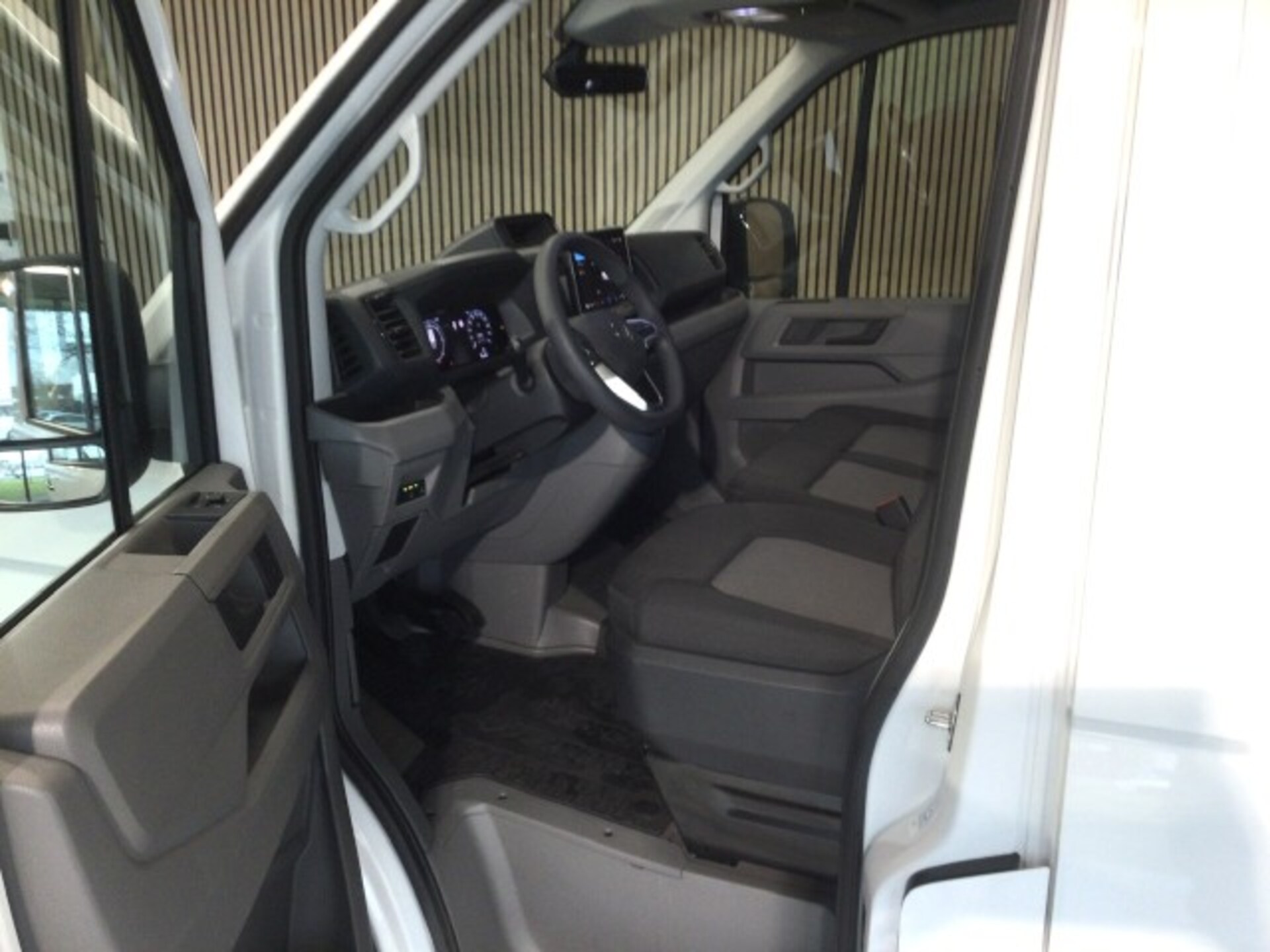 Volkswagen Crafter Kasten mittlerer Radstand