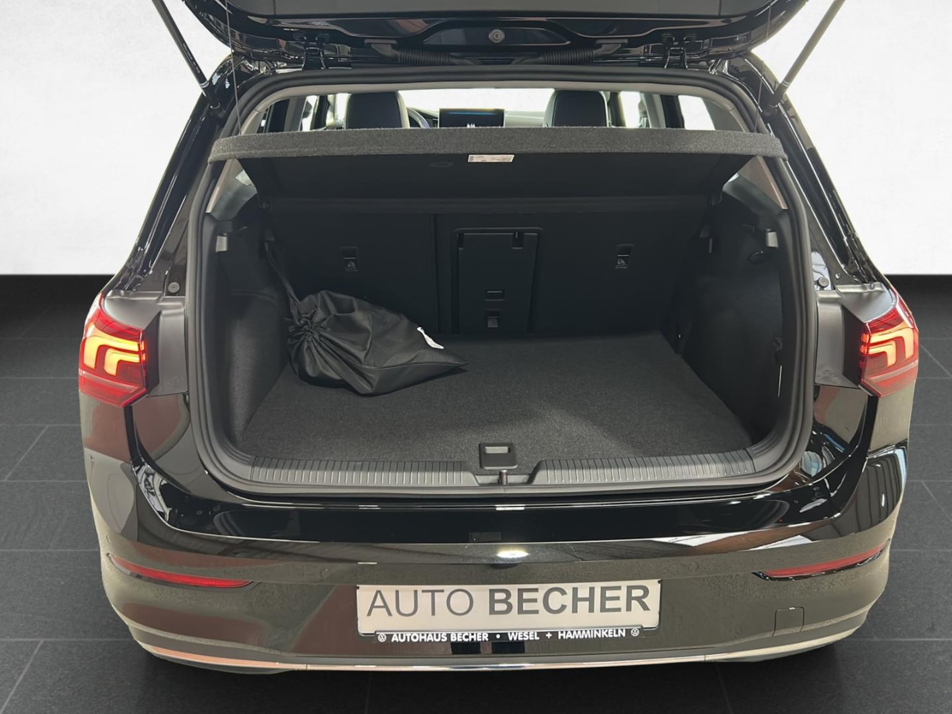 Volkswagen Golf Style