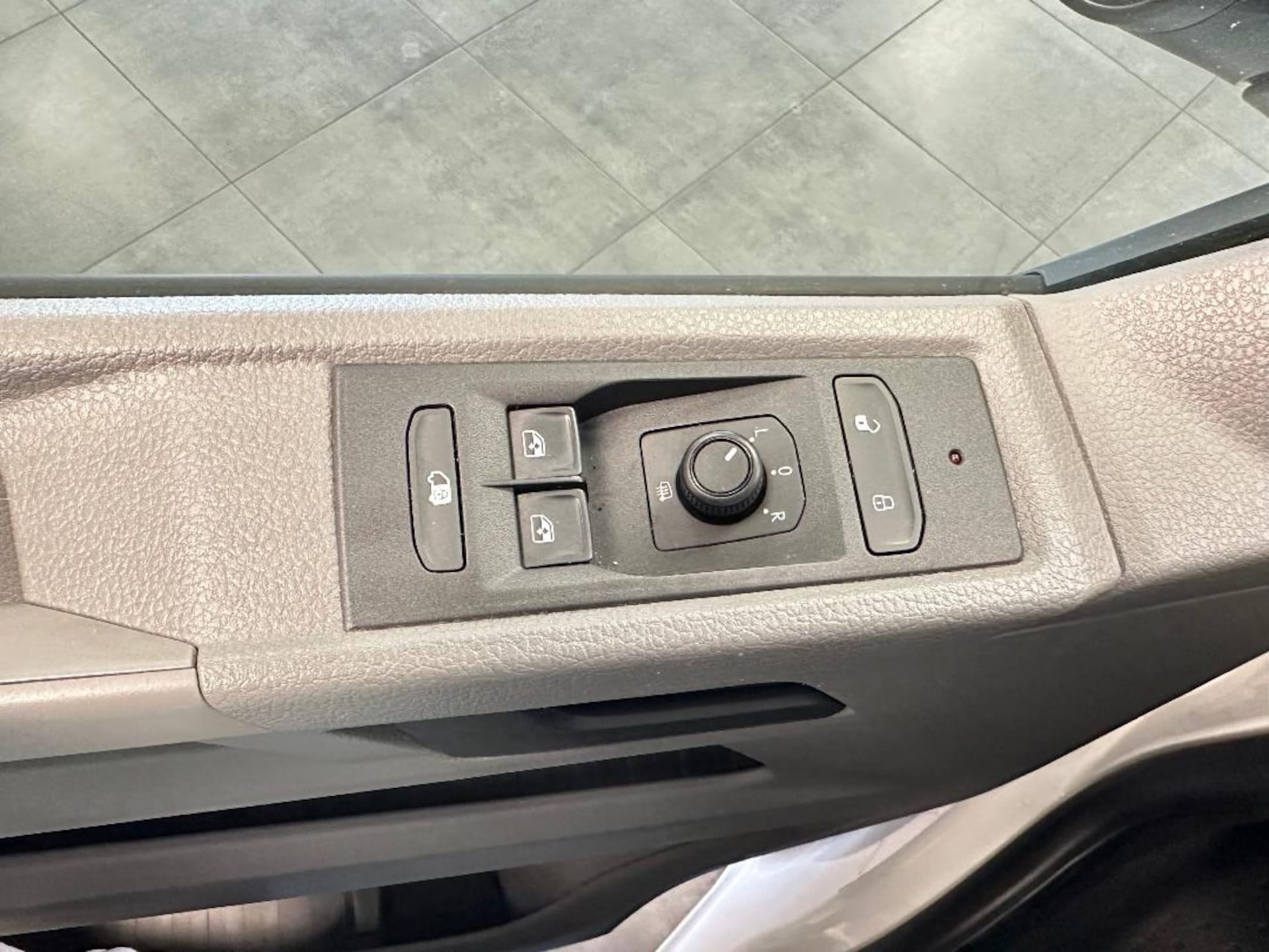 Volkswagen T6.1 Transporter Kasten kurzer Radstand