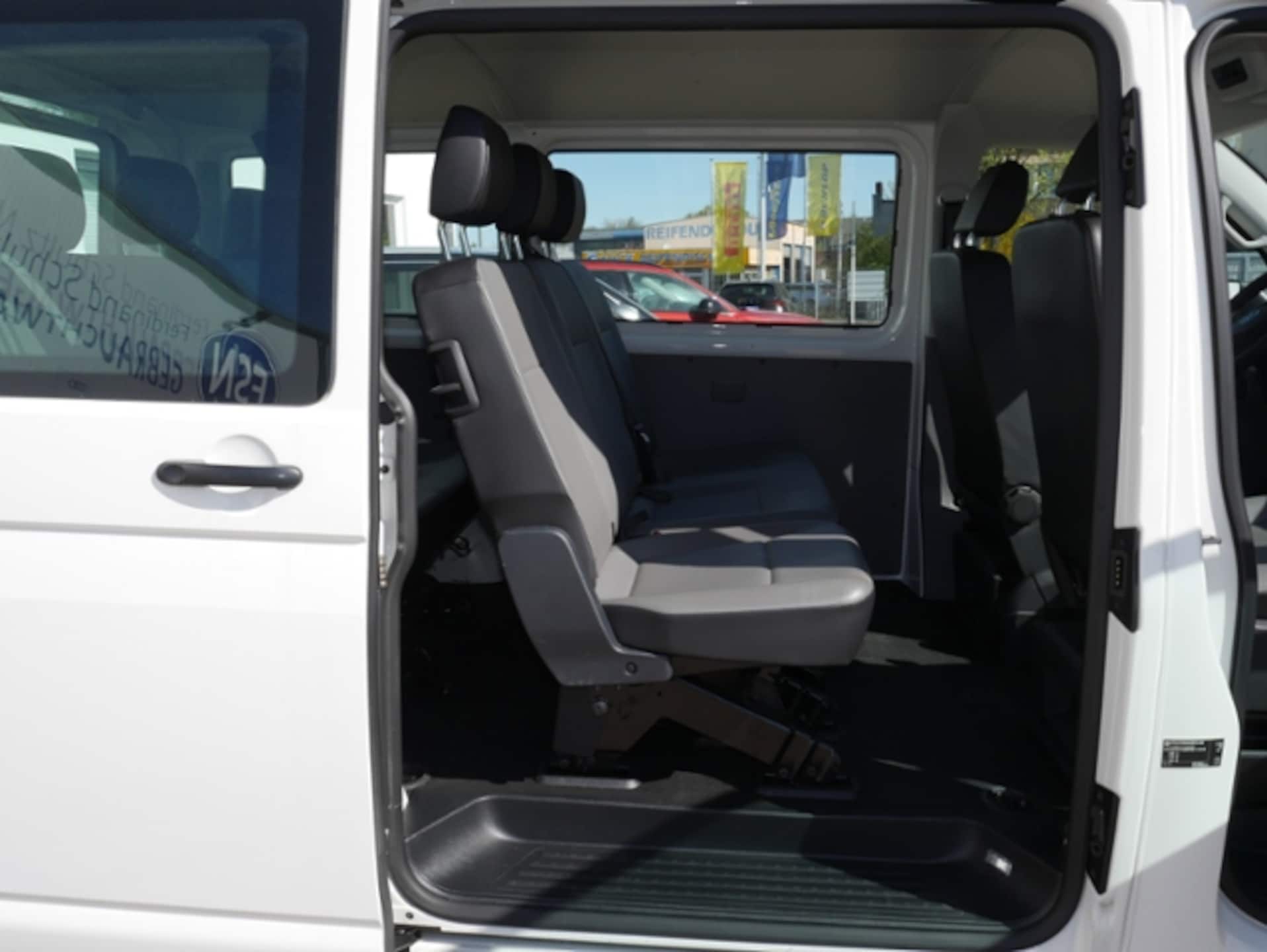 Volkswagen T6.1 Transporter Kombi kurzer Radstand