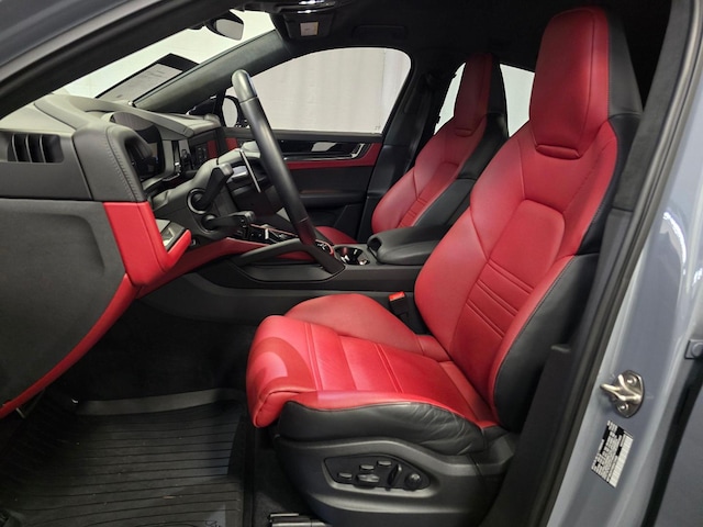 2024 Porsche Cayenne Coup Turbo GT - Photo 14