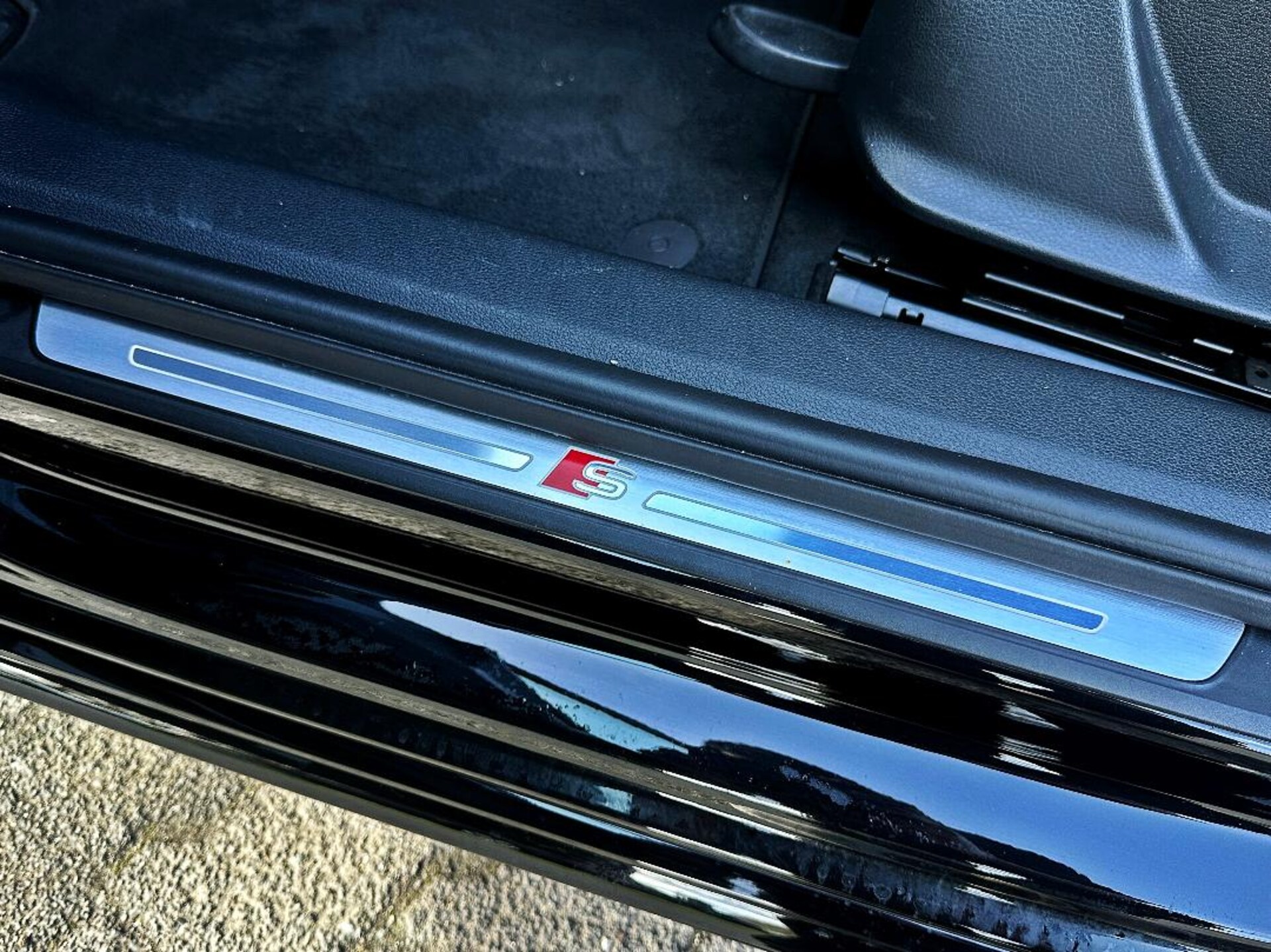 Audi A4 Avant S line